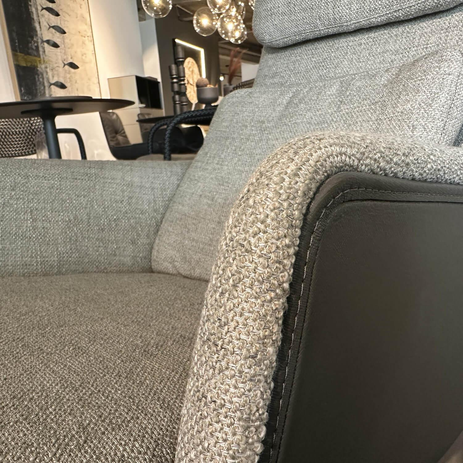 Vitra - Sessel Grand Relax Schale Leder Forte Decor Umbra Grau Innen Stoff Corsaro Bambus Melange Grau Mit Hocker - 5