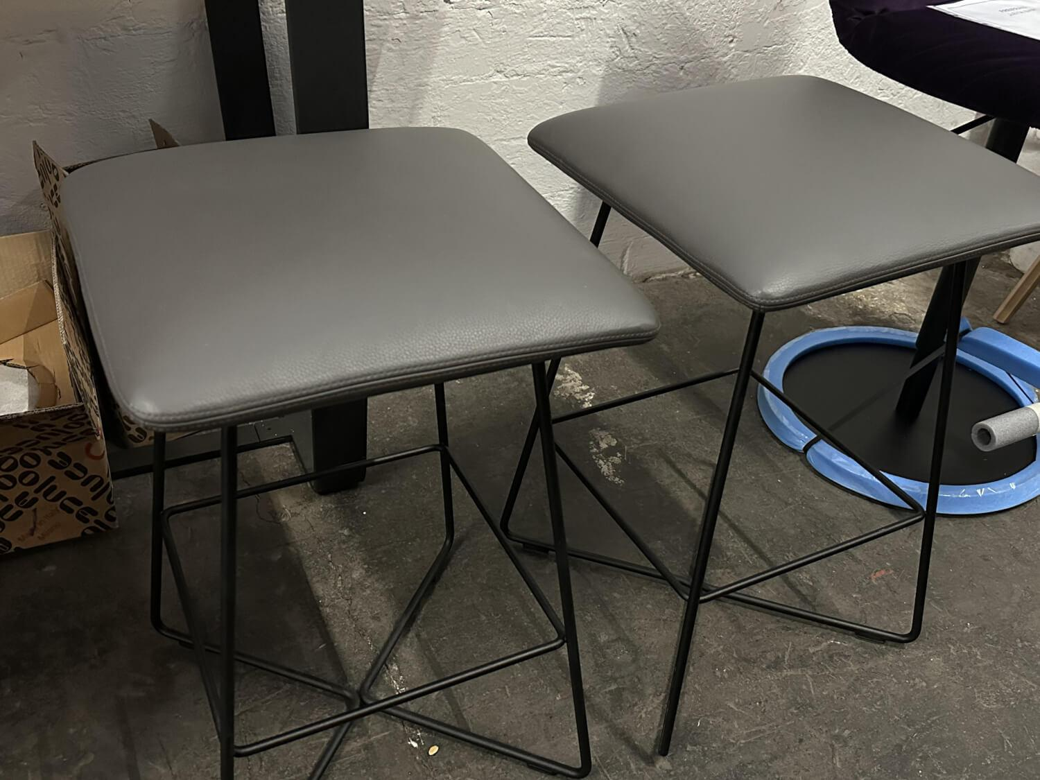 COR - 2er-Set Barstuhl Jalis 174 Leder Dura Tabak Schwarz Gestell Drahtgestell Schwarz - 9