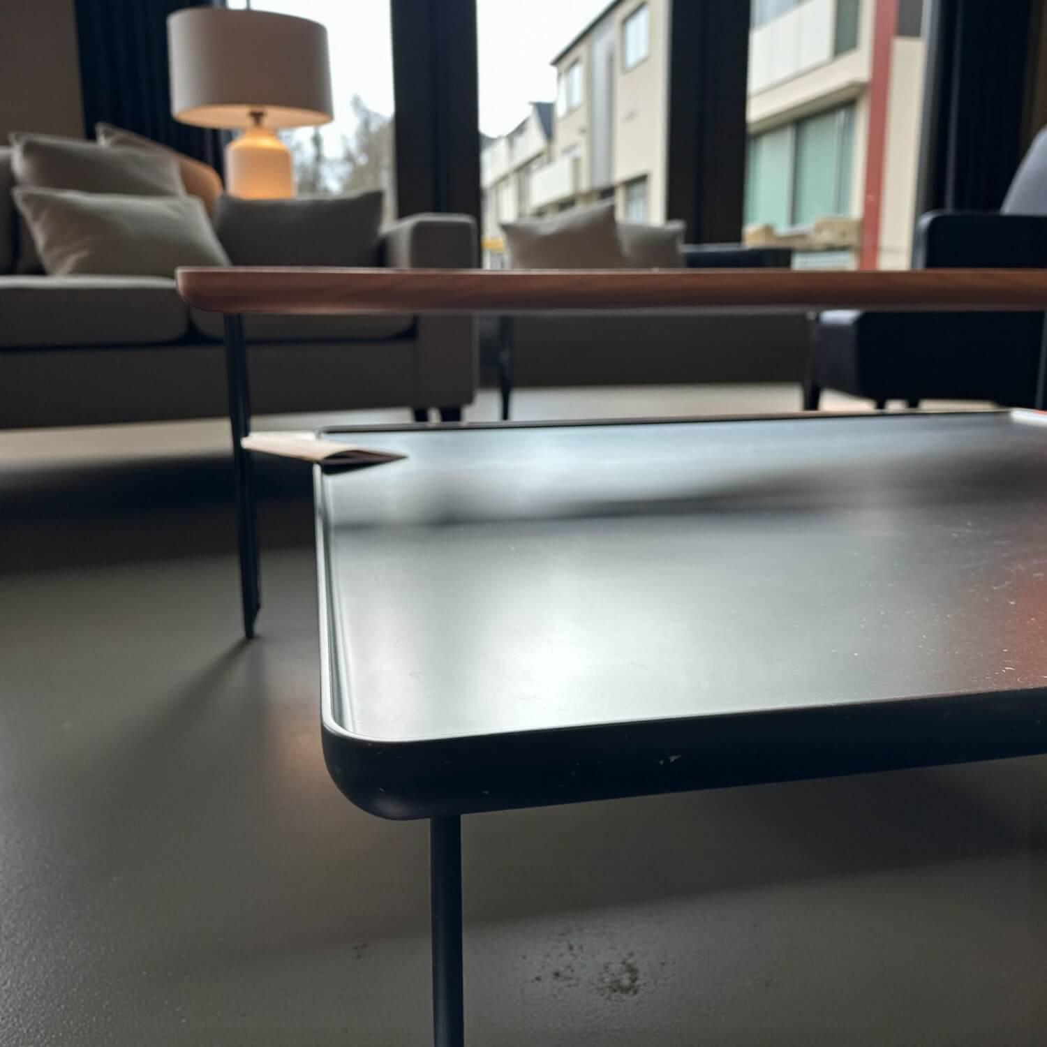 Cassina - 2er-Set Beistelltisch Torei Platte Amerikanischer Nussbaum Und Marmor Marquina Schwarz Gestell Metall Schwarz - 3