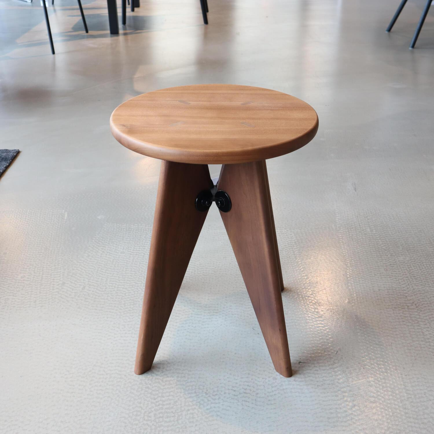 Vitra - Beistelltisch Tabouret Solvay Bois Amerikanischer Nussbaum Geölt - 6