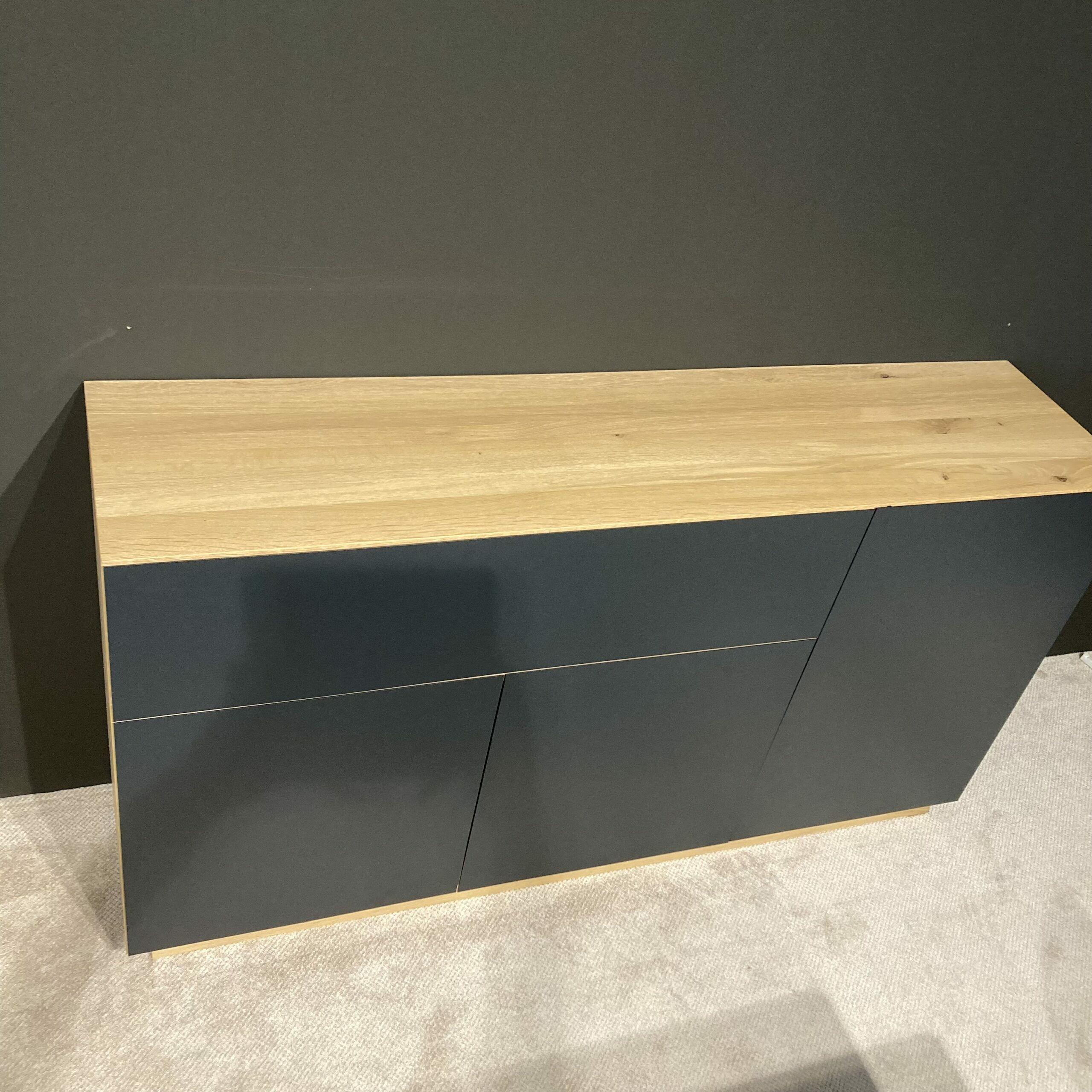 Wimmer - Sideboard Weira LIJ-152225 Metall Schwarzgrau Asteiche Rustikal Bianco Inklusive Besteckeinsatz - 2