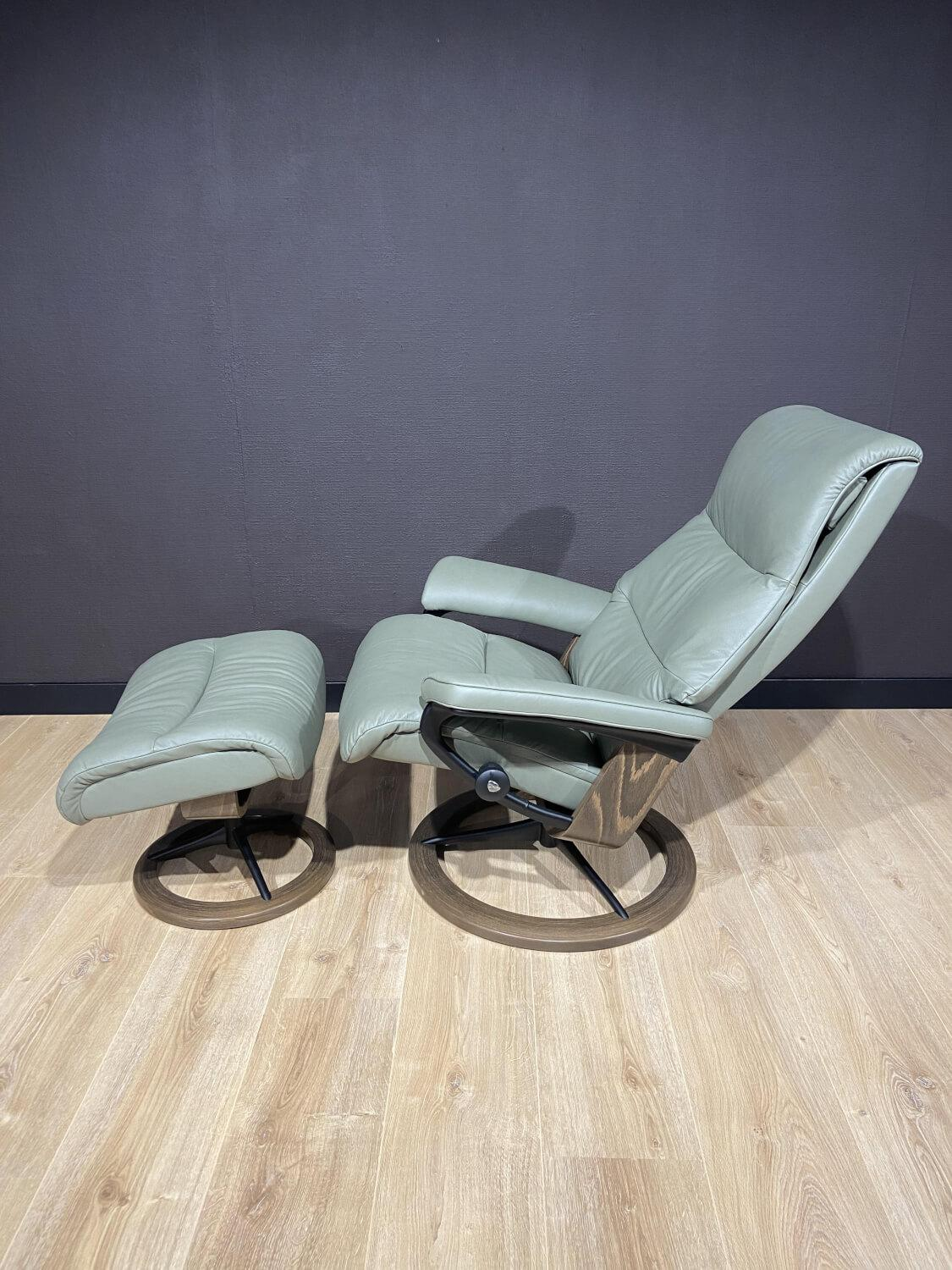 Stressless - Sessel View M Signature Leder Paloma Shadow Green mit Hocker - 5