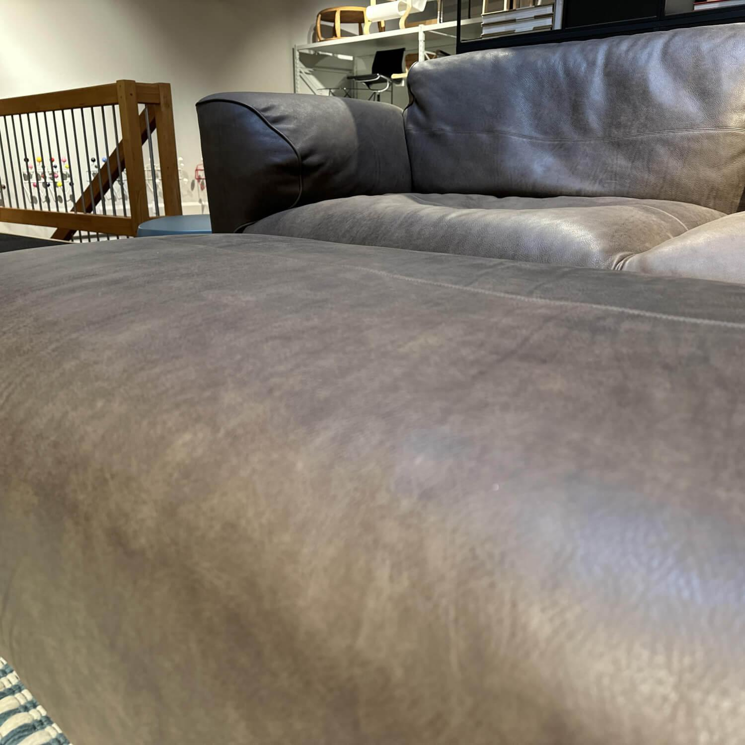 Edra - Sofa Grande Soffice Leder PLX 9621 Braun Füße Kunststoff Inklusive Hocker - 2