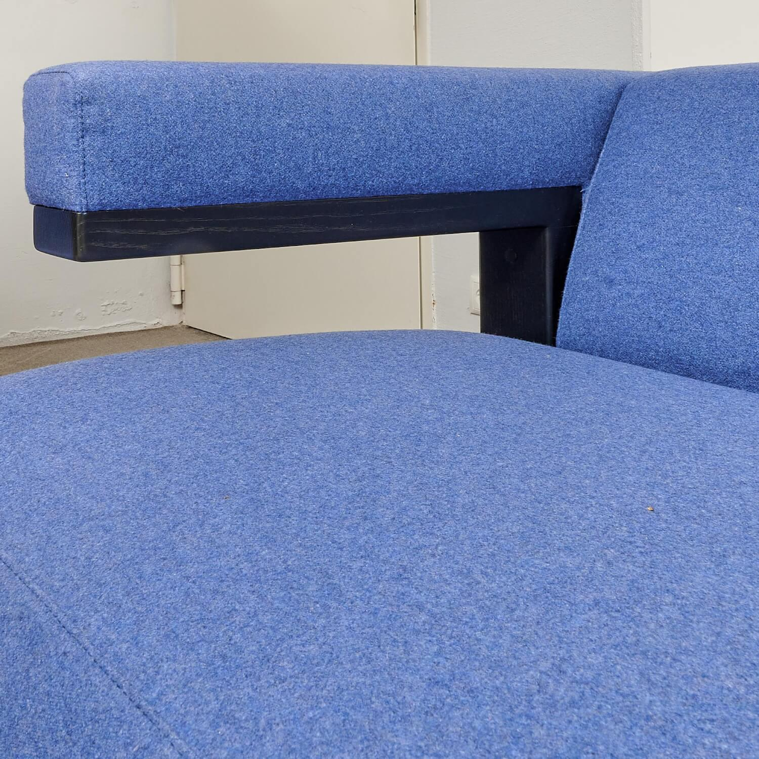 Tecta - Sofa Gropius F51 2 Stoff Dama 0077 Blau Gestell Esche Schwarz - 4