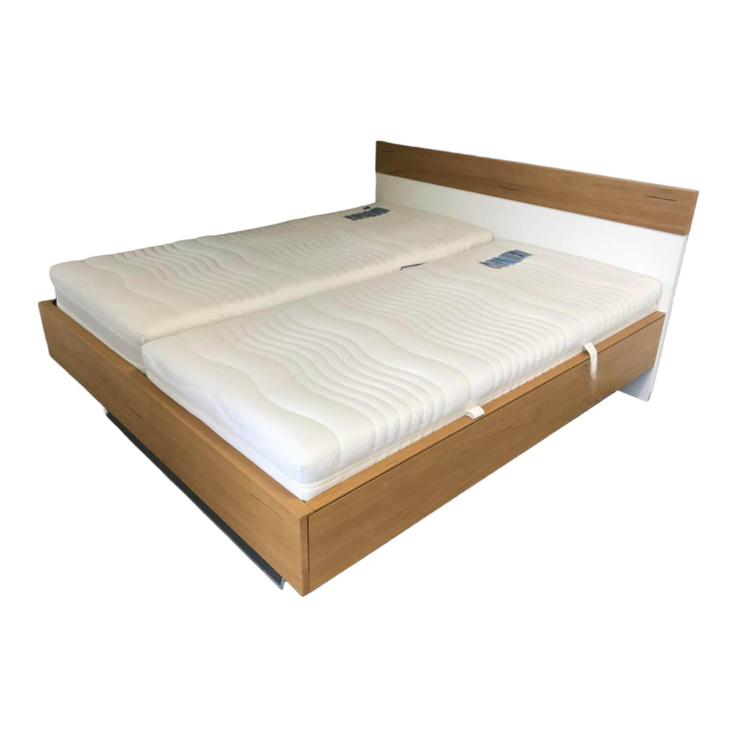 Hülsta - Doppelbett Modell CITADA Lack Reinweiß Matt Akzente In Eiche - 1