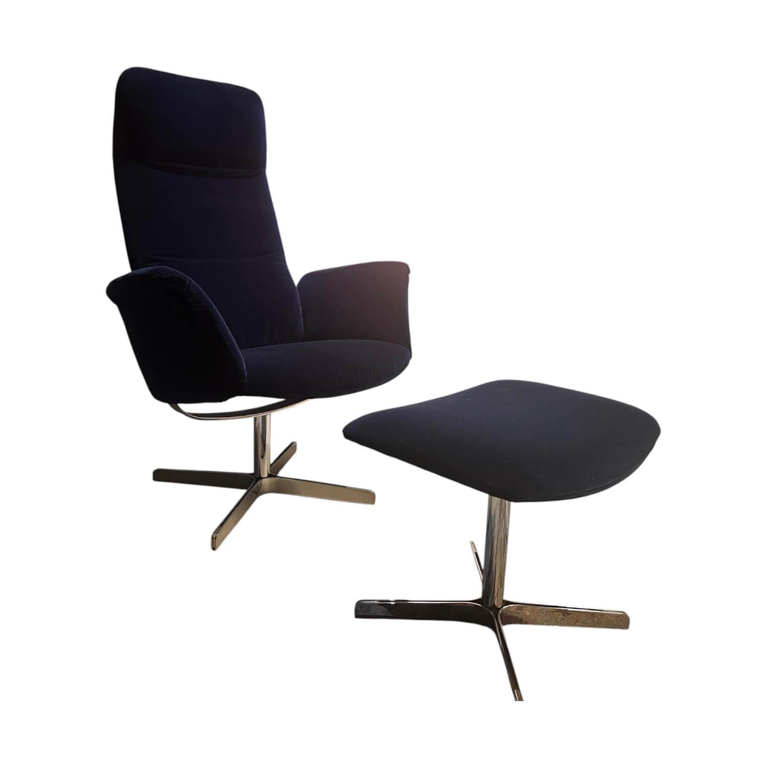 De Sede - Sessel Lomo Stoff Samt Dunkelblau Gestell Verchromt Inklusive Hocker - 1