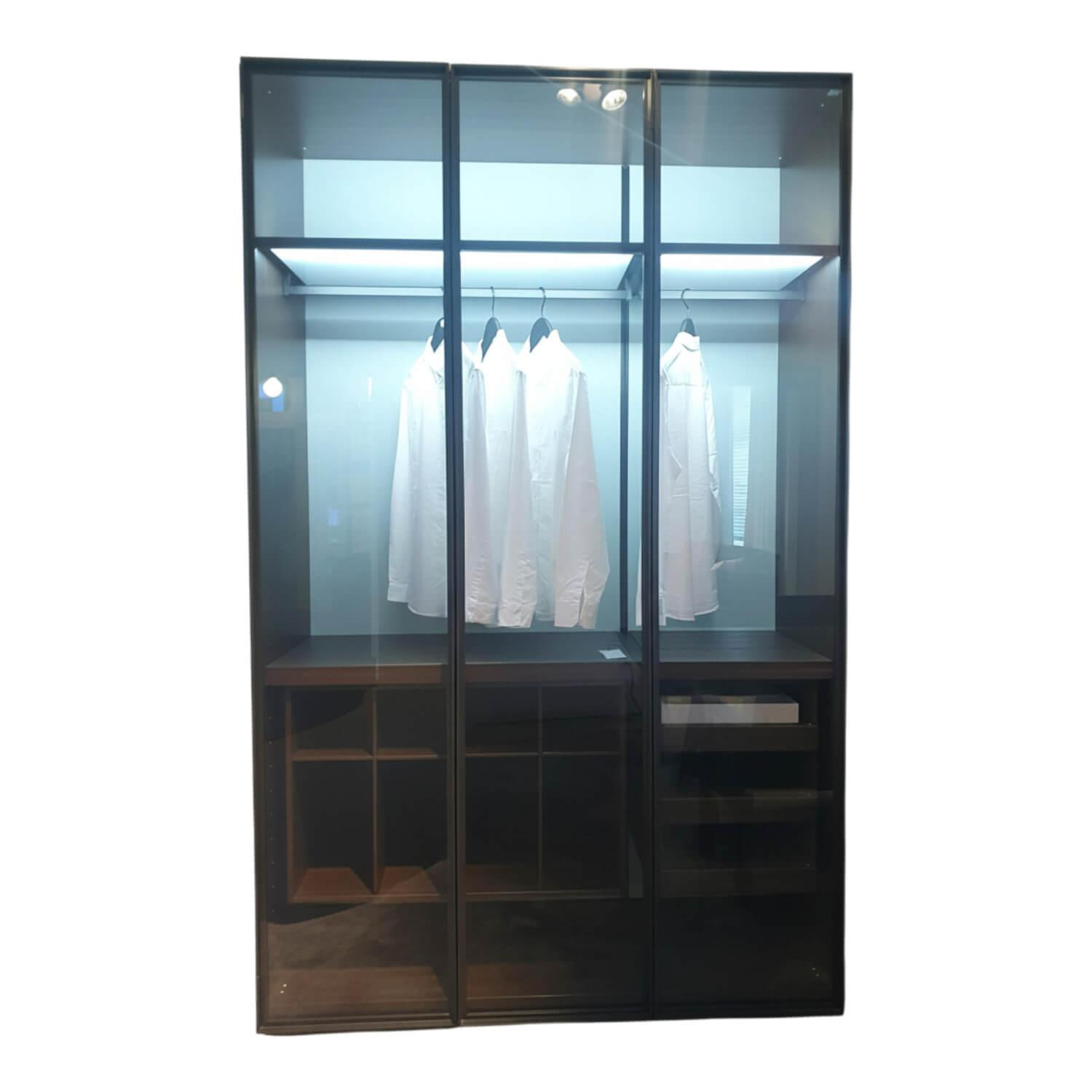 Porro - Schranksystem Storage Iron Front Glas Und Eucalyptus Furnier Korpus Melamin Eucalyptus - 1