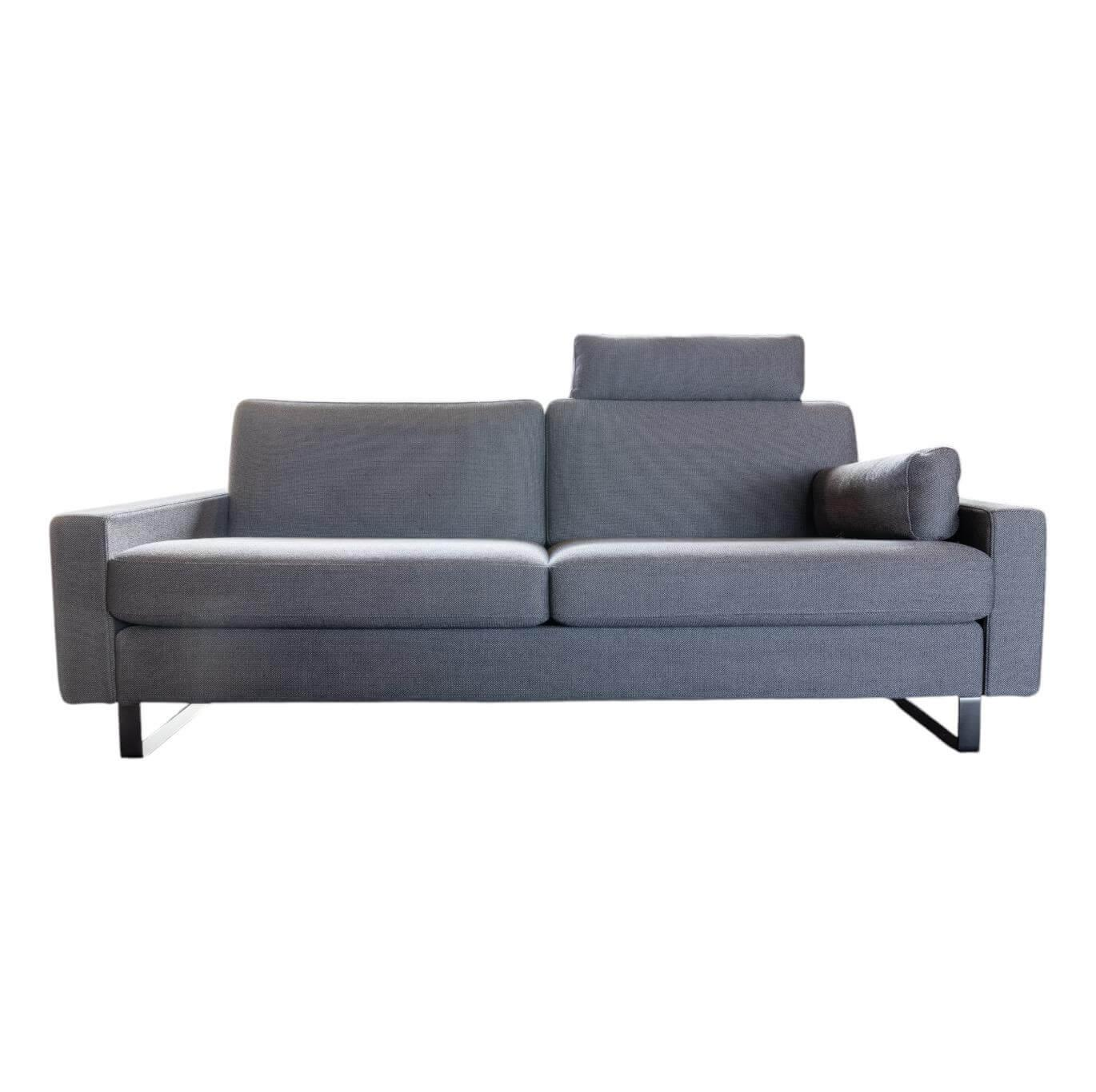 COR - Sofa Conseta Stoff 10068 Asphalt Grau Bodenfrei Metallkufen Schwarz Pulverbeschichtet Mit Armlehnen Und Kopfstütze - 1