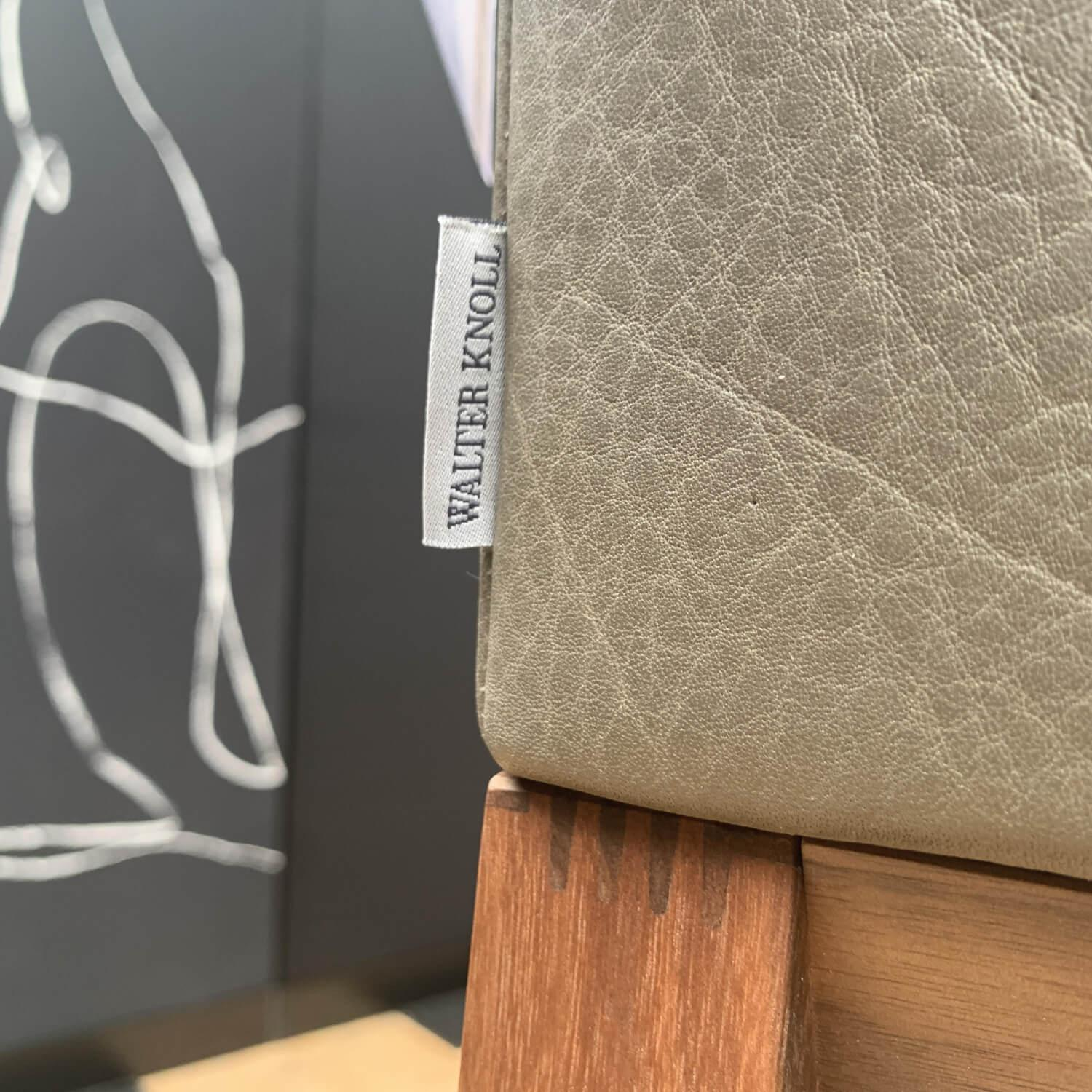 Walter Knoll - Barhocker Andoo 1100 Leder Safari 1374 Olive Gestell Nussbaum - 2