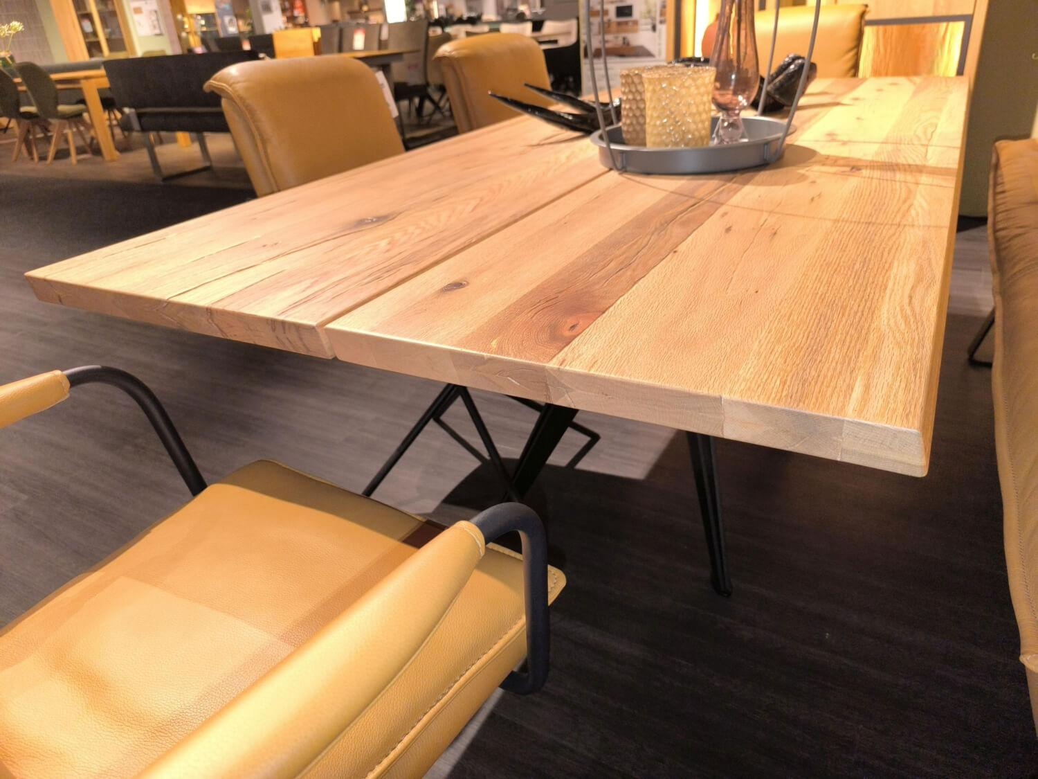 Koinor - Speisegarnitur Alino Leder B Bonito Ocra Gelb Braun Platte Balkeneiche Gestell Flachstahl Und Metall Schwarz Matt - 3