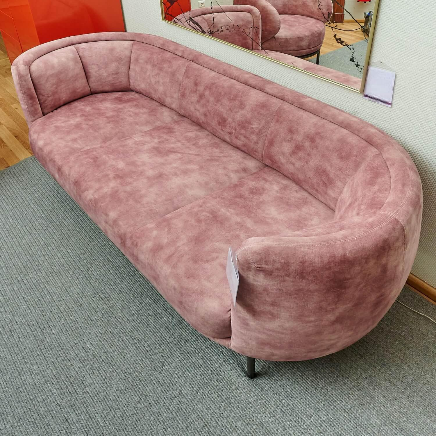 Wittmann - Sofa Vuelta Stoff Riviera Pale Rosa Füße Bronze Grau Pulverbeschichtet Inklusive Drehsessel Und 2 Wurfkissen - 2