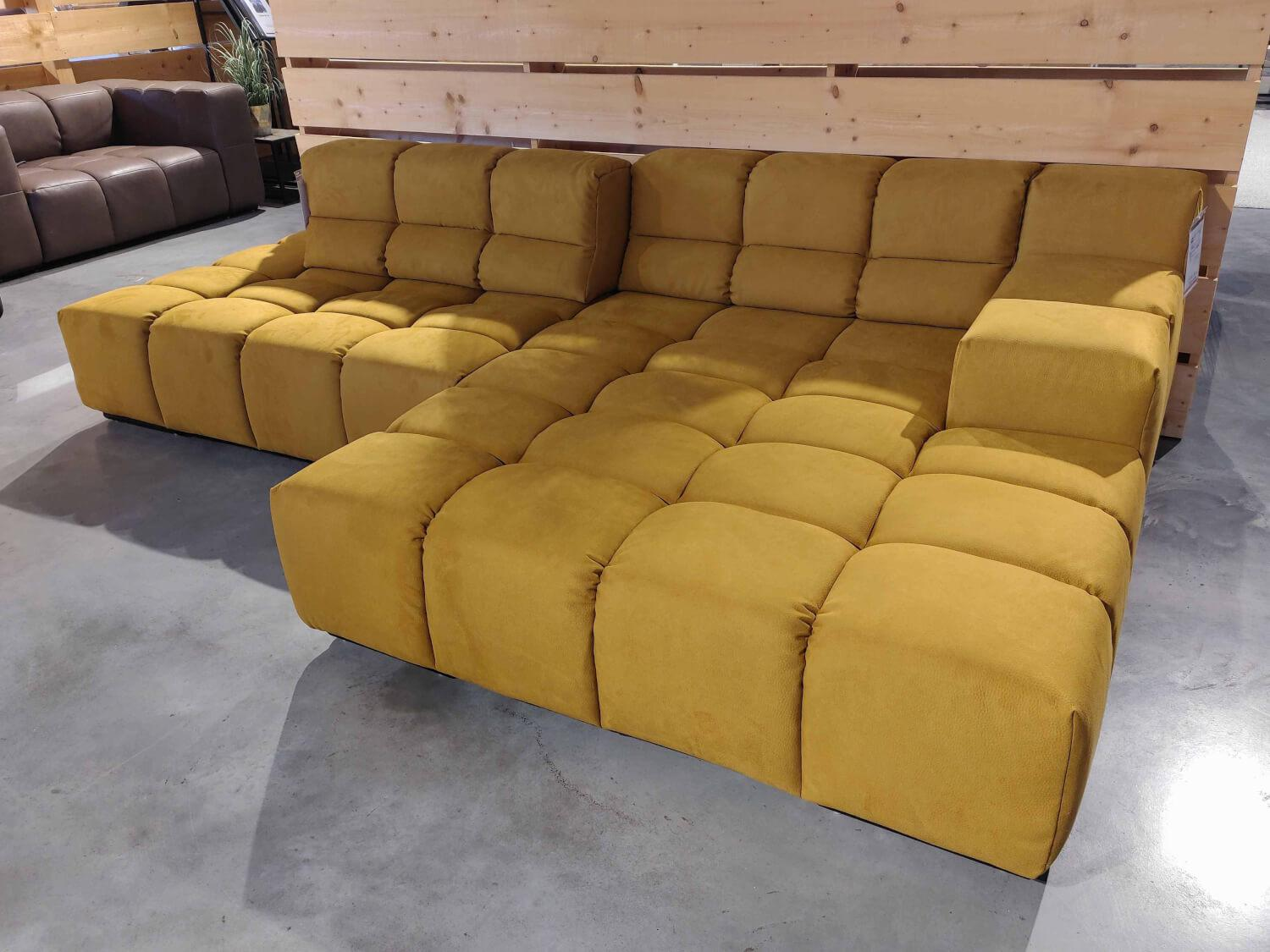 Designwerk - Ecksofa Mit Megahocker Temple Stoff Cheyenne Mustard Füße Metall Schwarz Inklusive Sitztiefenverstellung - 5