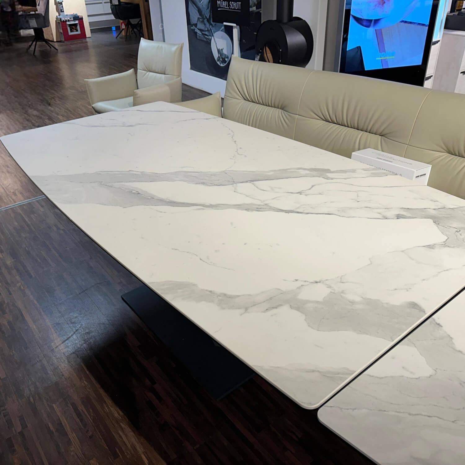 Contur - Esstisch Savona B Platte Keramik Saturio Grey White Grau Weiß Matt Gestell Metall Anthrazit 44 Pulverbeschichtet - 3