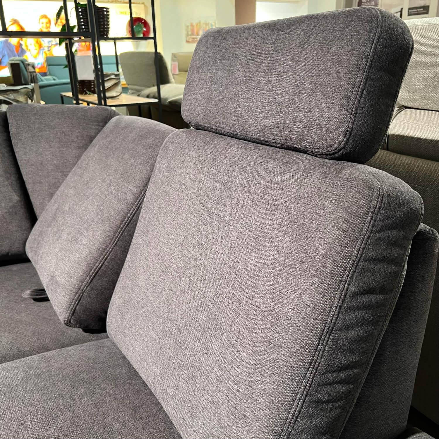 Gruber - Ecksofa Calma 4 Und Sessel Casada Premium 1810 Stoff Costa Anthrazit  Füße Metall Silber Und Metall Schwarz - 6