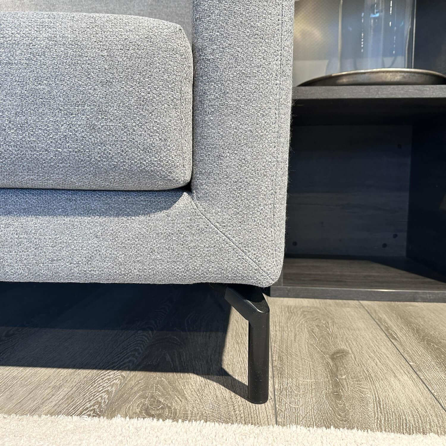 Violetta - Sofa Gesa Stoff 11 Gavani 83 Grau Schwebefuß Eric H 14 cm Schwarz Matt - 6