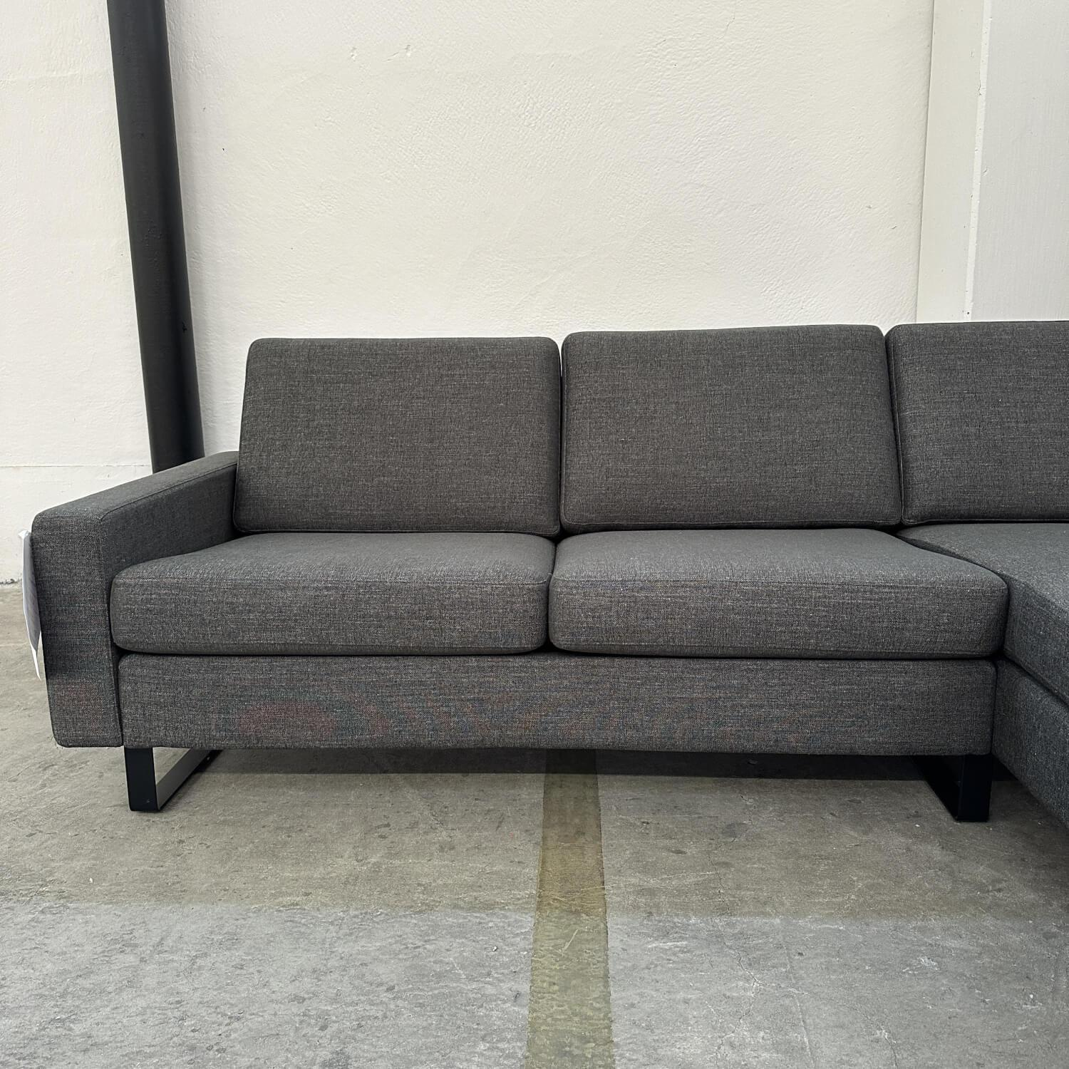 COR - Ecksofa Conseta Stoff 8160 Schwarz Grau Metallkufen P120 Pulverbeschichtet Schwarz Mit Filzgleiter - 6