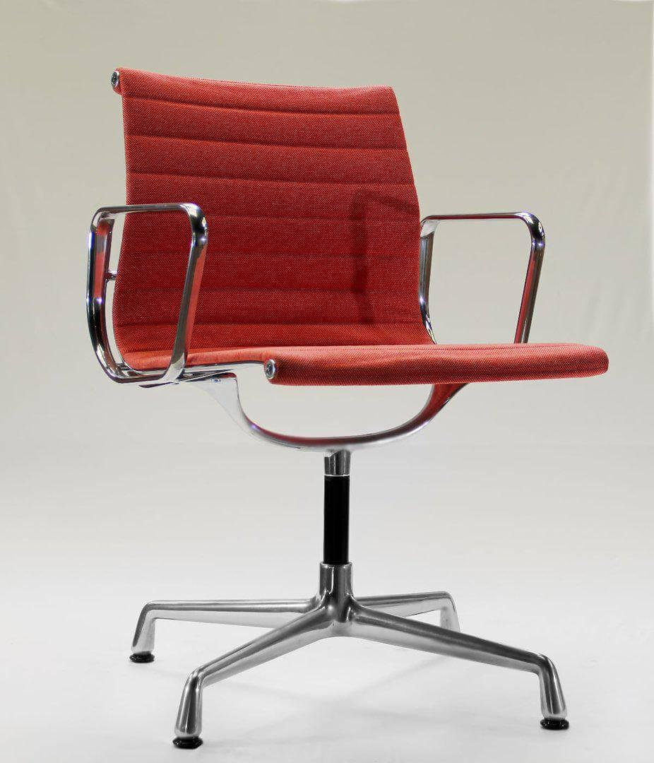 Stuhl Aluminium Chair EA 104 Stoff Hopsak Pink Poppy Red Rot