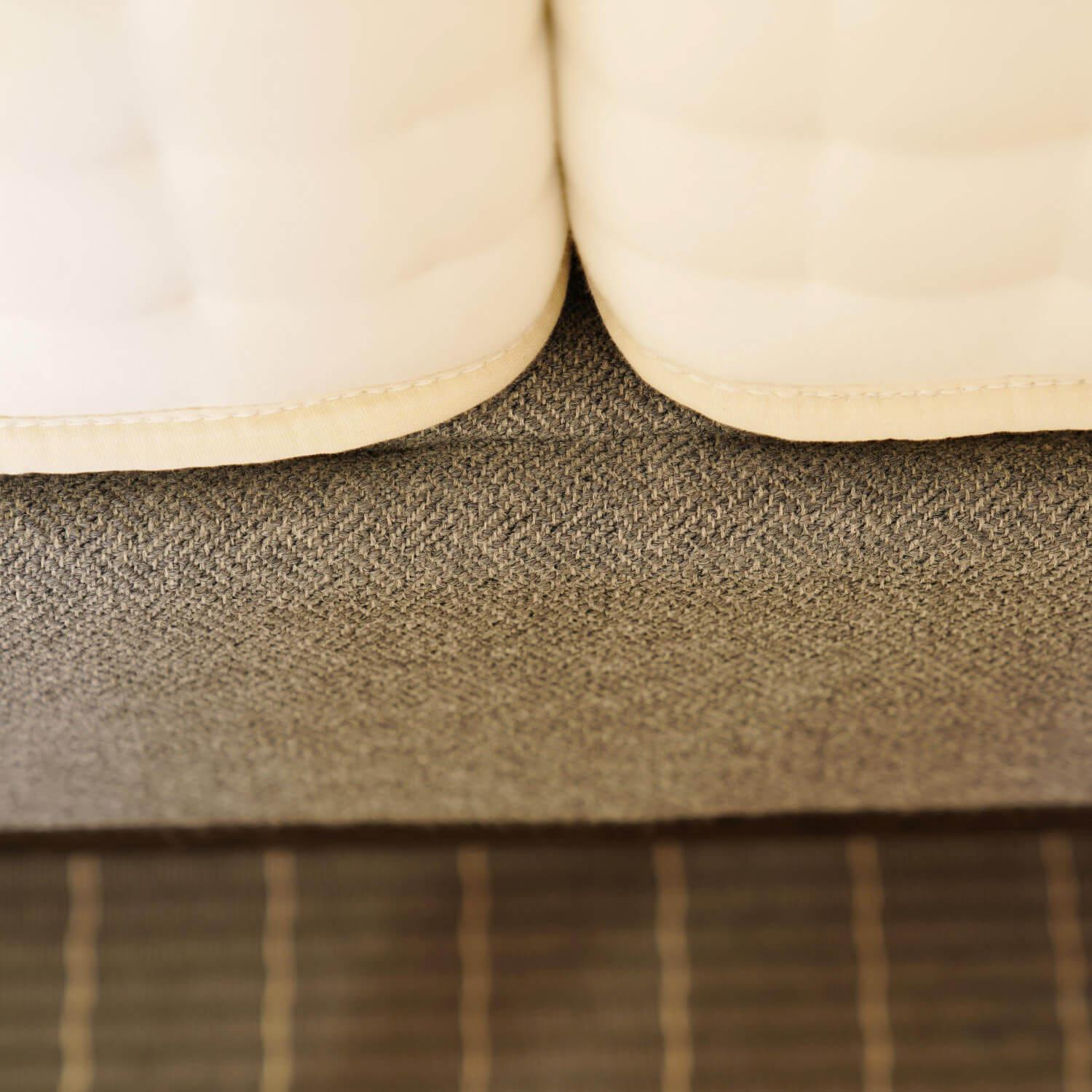 Schramm - Bett Zara 2B Stoff Yanis 1840 Grau Kopfteil Zara 2 ZF Stützfuß Schwarz Inklusive Matratzen Und Lattenrost - 7