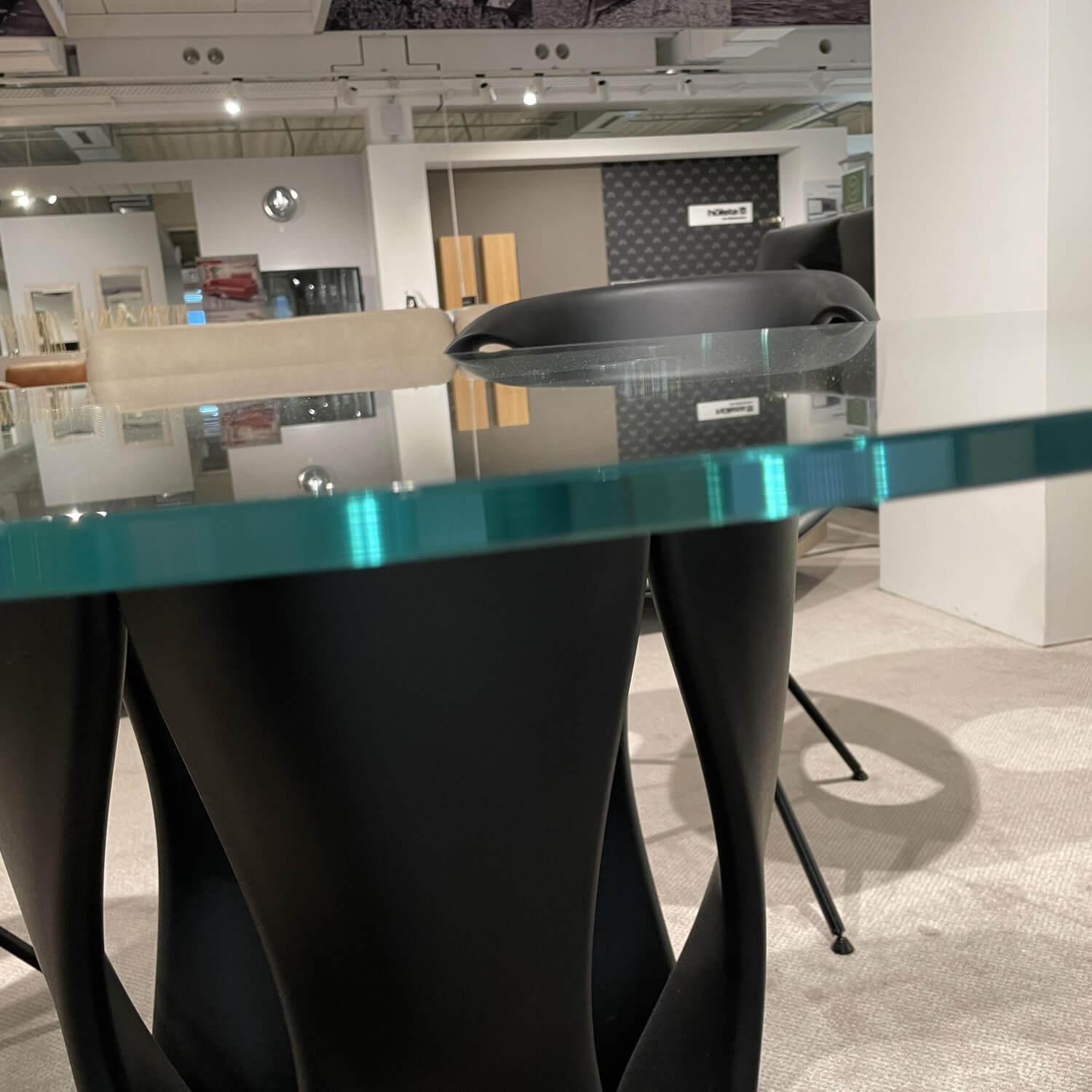 Tonon - Tischgruppe Glastisch MAC Rund 5er Base Gestell Mit 4 Up Chair 907/01 Armlehnsessel  Integralschaum Gestell Stahl Schwarz - 2