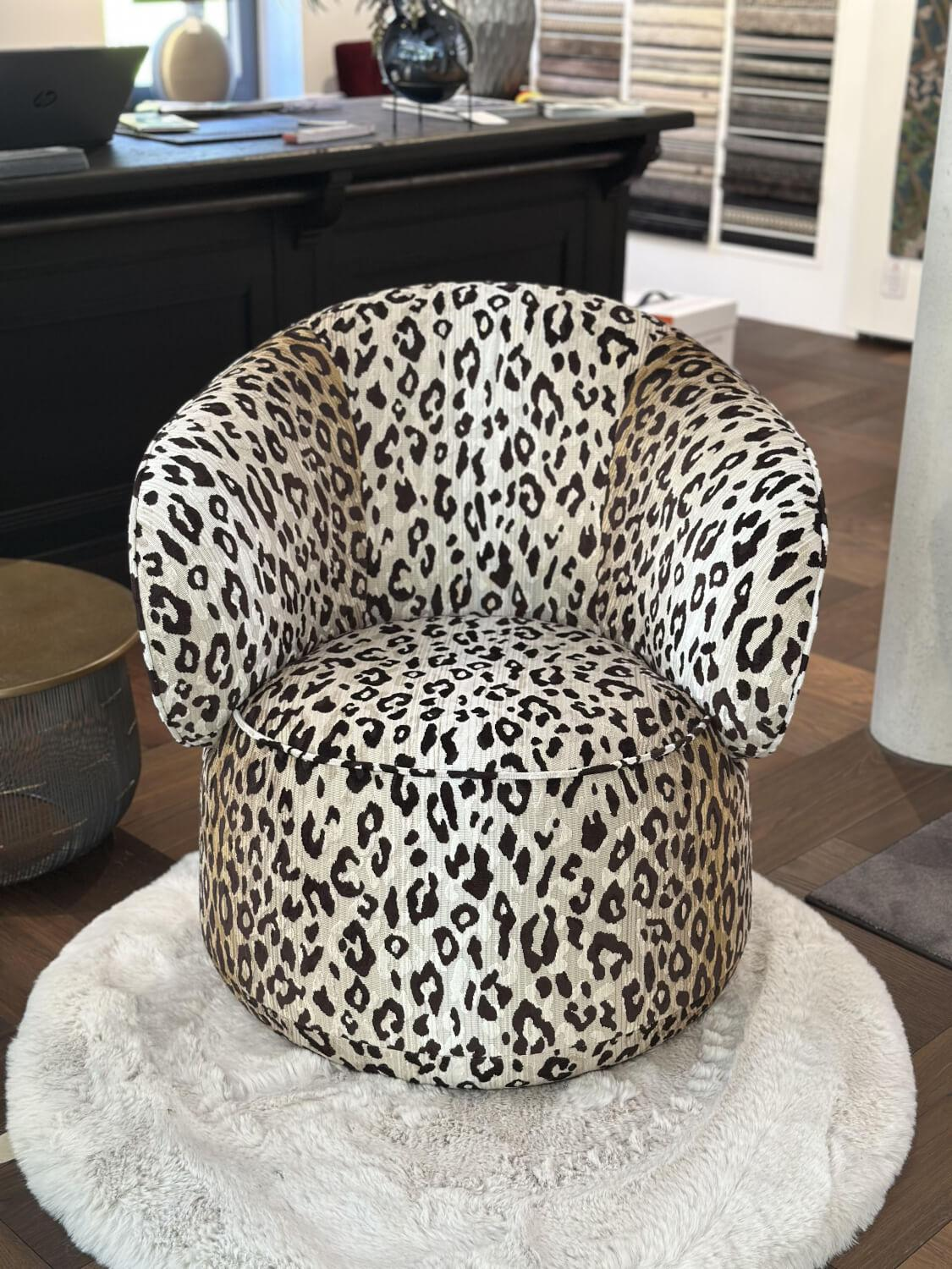 Bielefelder Werkstätten - Sessel Nimbo 186 1000 Stoff Romo Mimi Velvet 7996 01 Leopardenmuster Gelb Schwarz Tellerfuß Schwarz Pulverbeschichtet - 4