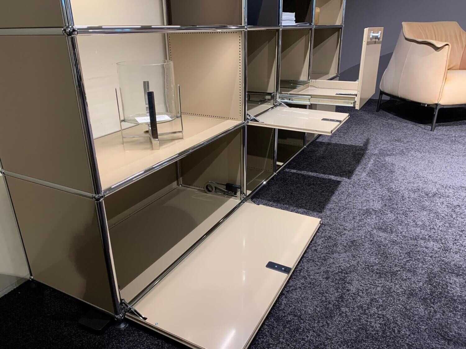 USM Haller - Raumteiler USM E Wohnwand Beige Braun mit LED Beleuchtung - 6