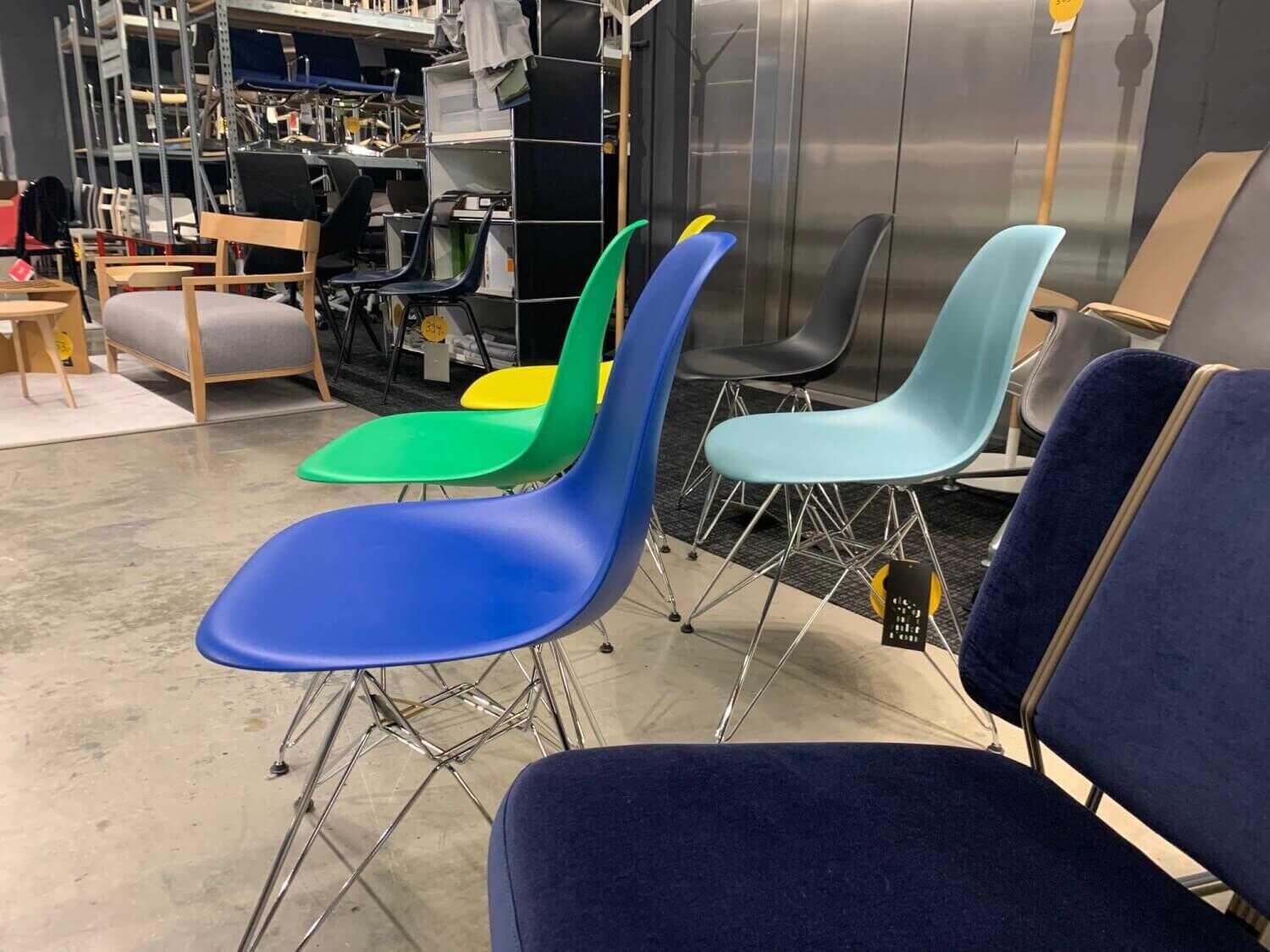 5er-Set Stühle Eames Plastic Side Chair DSR Schwarz Gelb Blau Grün