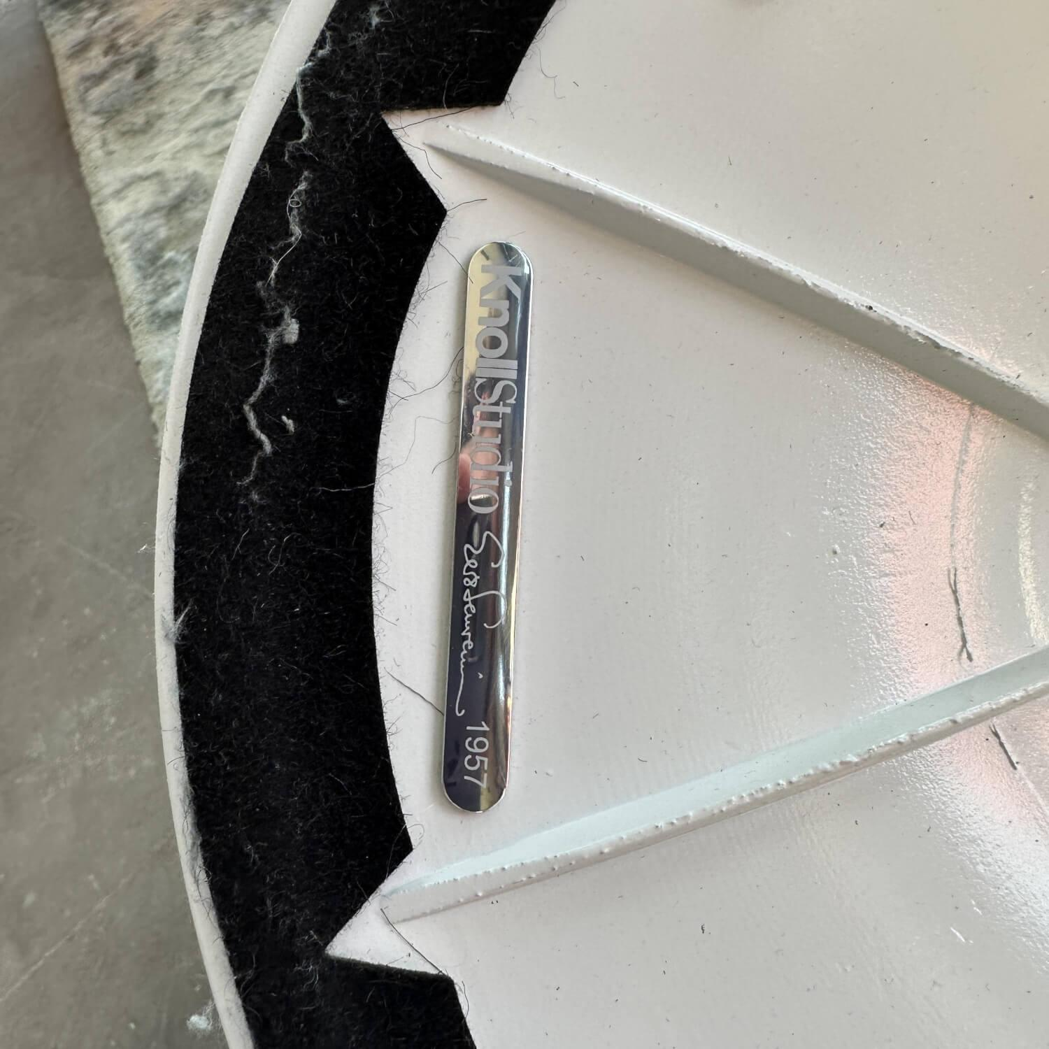 Knoll International - 4er-Set Stuhl Tulip Saarinen Weiss Terracotta mit und ohne Armlehnen - 7