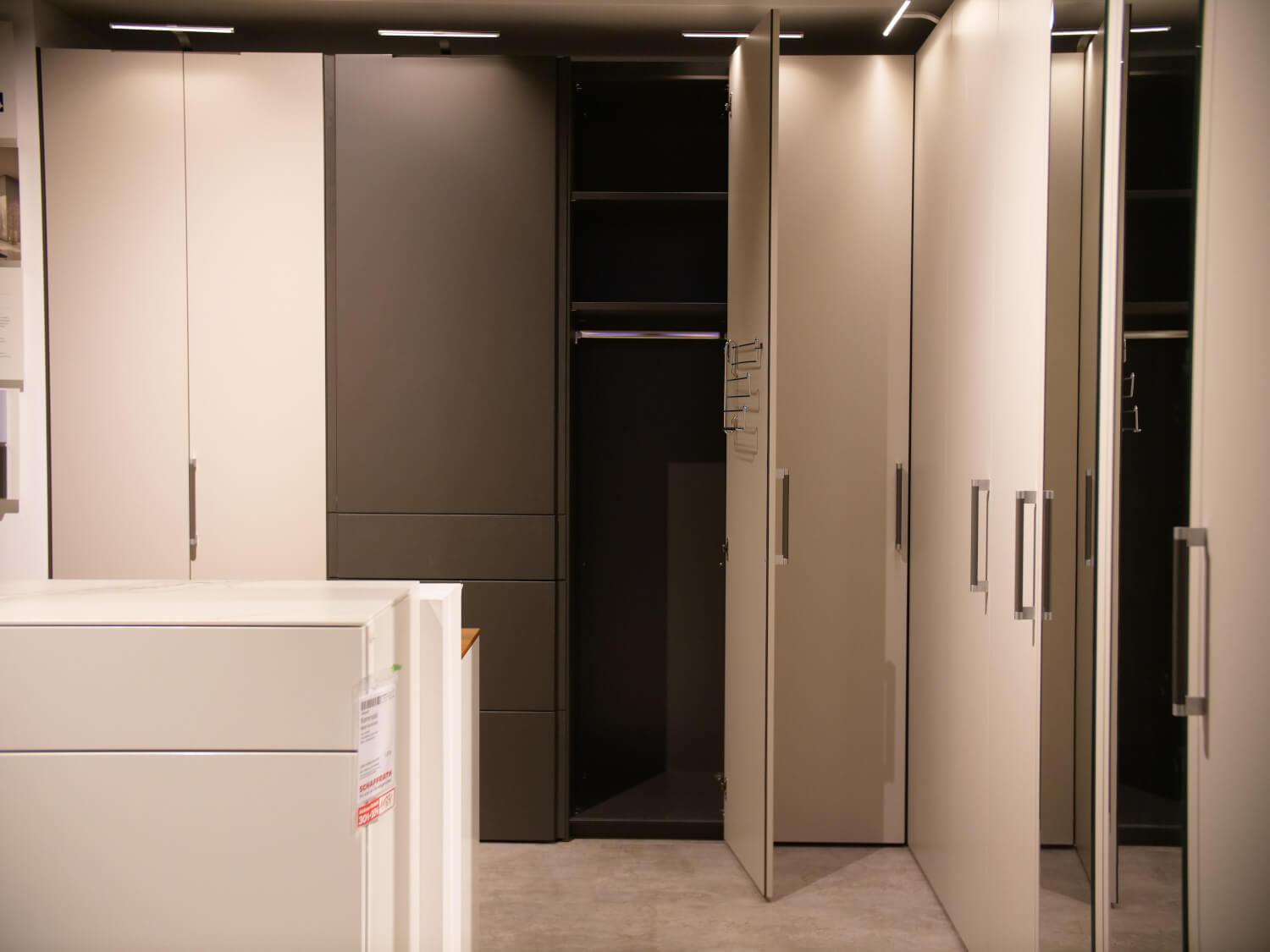 Hülsta - Systemeckschrank Multi Forma II Lack Grau Design T+U Griff U012 Lack Grau - 3