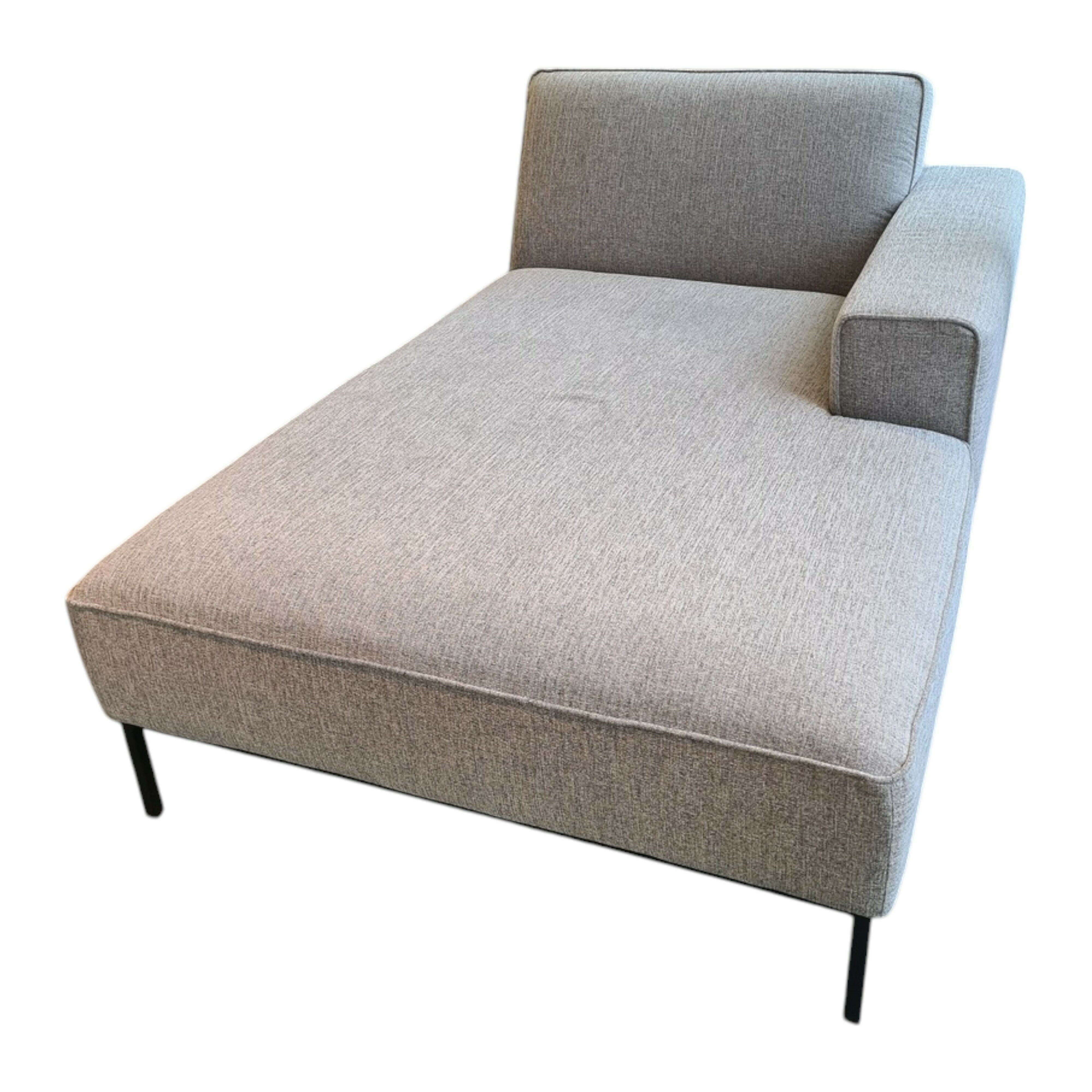 Sits - Sofa Morten Raumfreunde Stoff King 4 Light Grey Grau Metallfuß Schwarz - 1