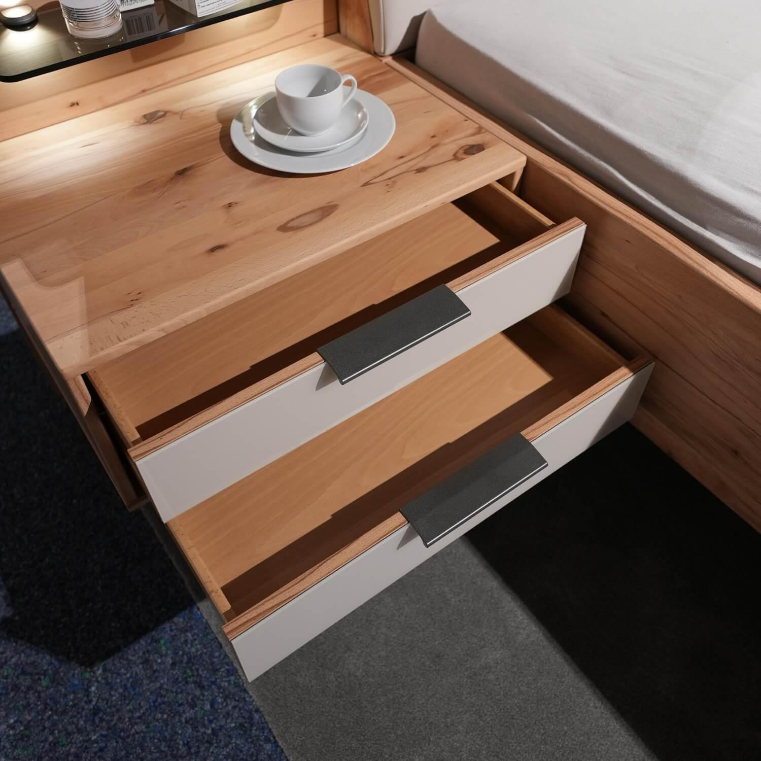 Wiemann - Schlafzimmer Livorno Astkernbuche Teilmassiv Glas Champagner Creme Ohne Matratze Und Lattenrost - 12