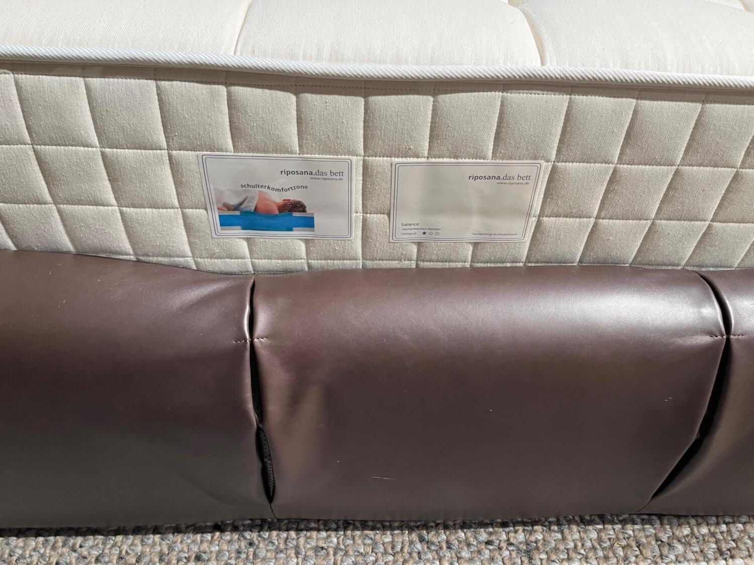 B&B Italia - Bett Tufty Time Leder 1228350 Kora Dunkelbraun Füße Eiche Natur Inklusiv Matratze und Lattenrost - 2