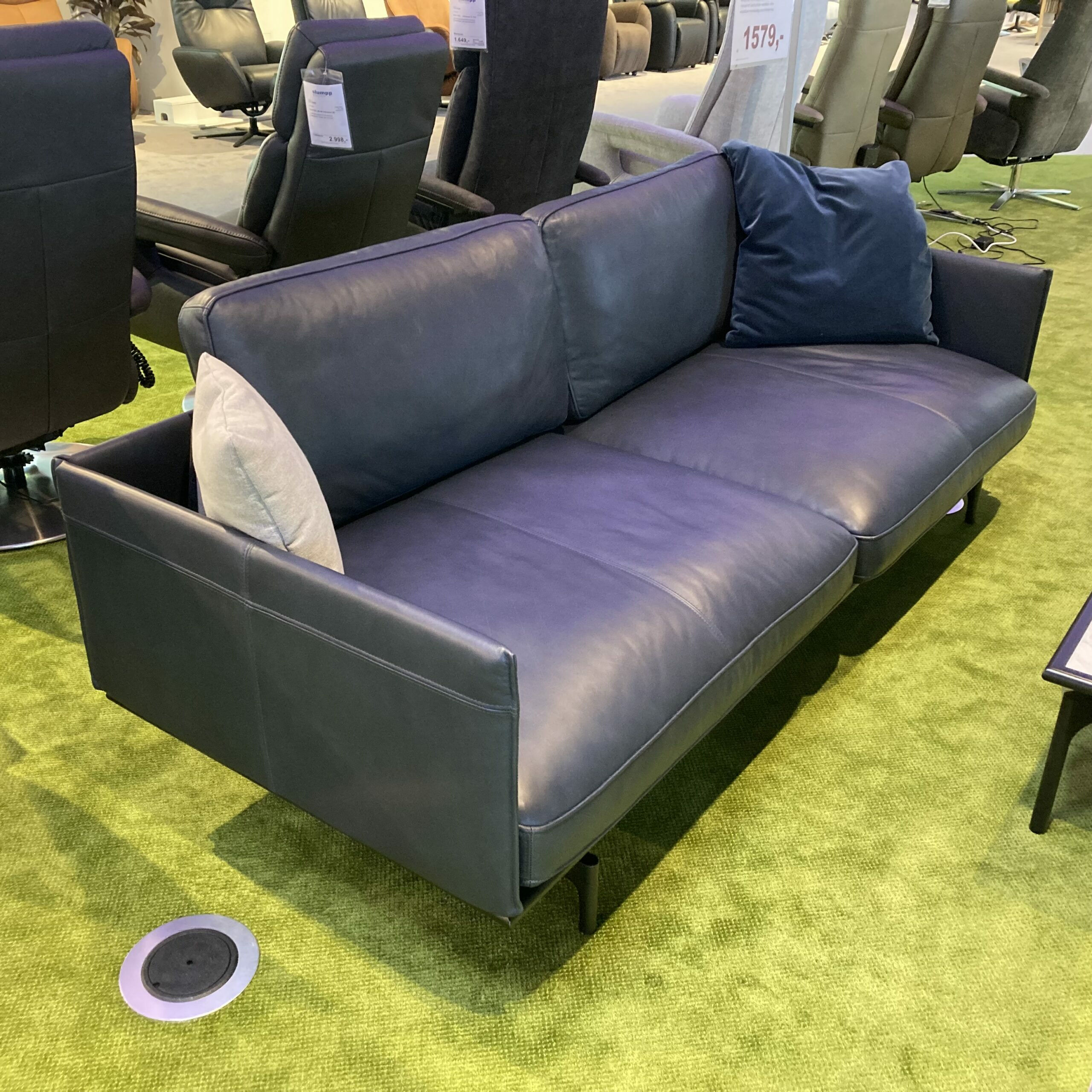 Rolf Benz - Sofa Liv Smart Leder 42.103 Schwarzblau Füße Verkehrsschwarz mit 2 Kissen - 4