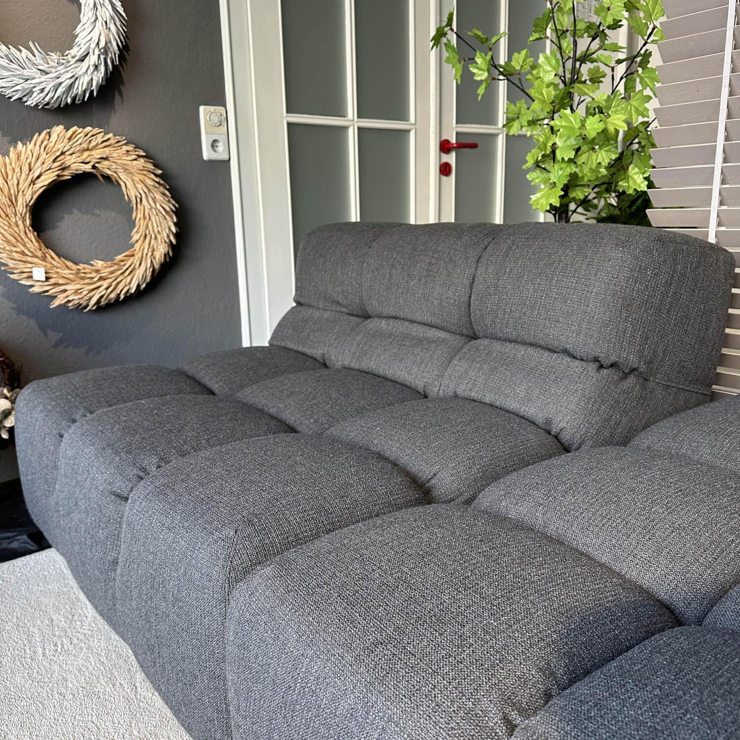 B&B Italia - Sofa Tufty Time Bezug Stoff Esopo Anthrazit Füße Schwarz - 3