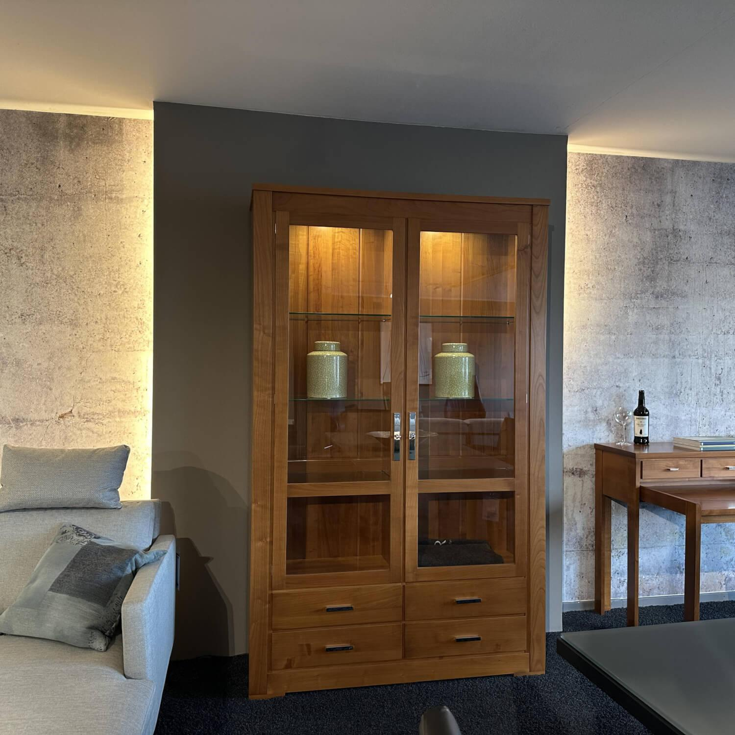 Form Exclusiv - Vitrine Bordeaux 170610 Euro Kirsche Zeder Samtreflex Beschläge Poliert Und Vernickelt Inklusive LED Beleuchtung - 9