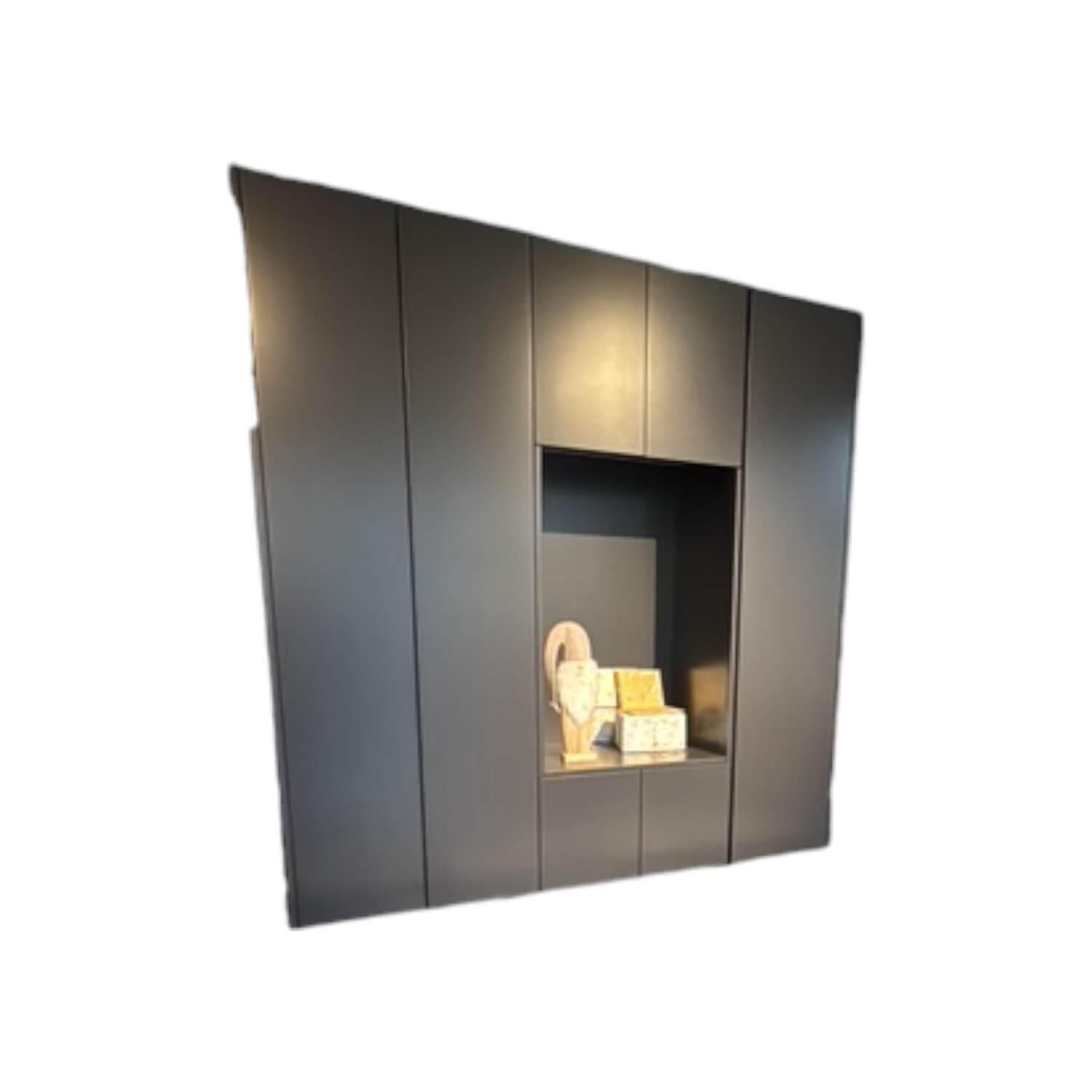 Schönbuch - Schrank Cabin Mattlack Schieferschwarz Schwarz Innen Melamin Dunkelgrau Mit Indirekter Beleuchtung - 1