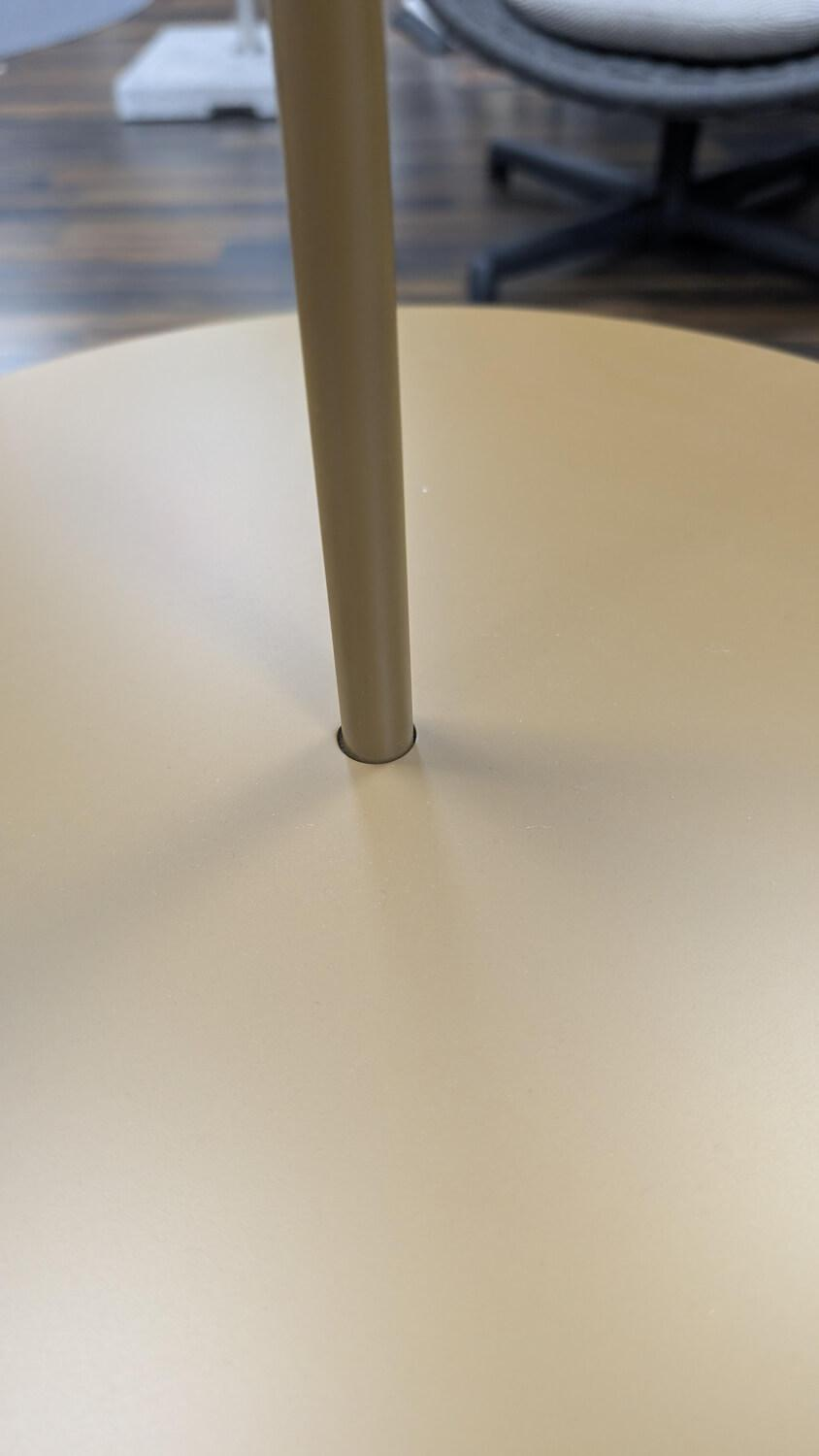 COR - Couchtisch Bond Rund Platte MDF Und Gestell Metall RAL 070 40 30 Ackerbraun Lackiert - 3