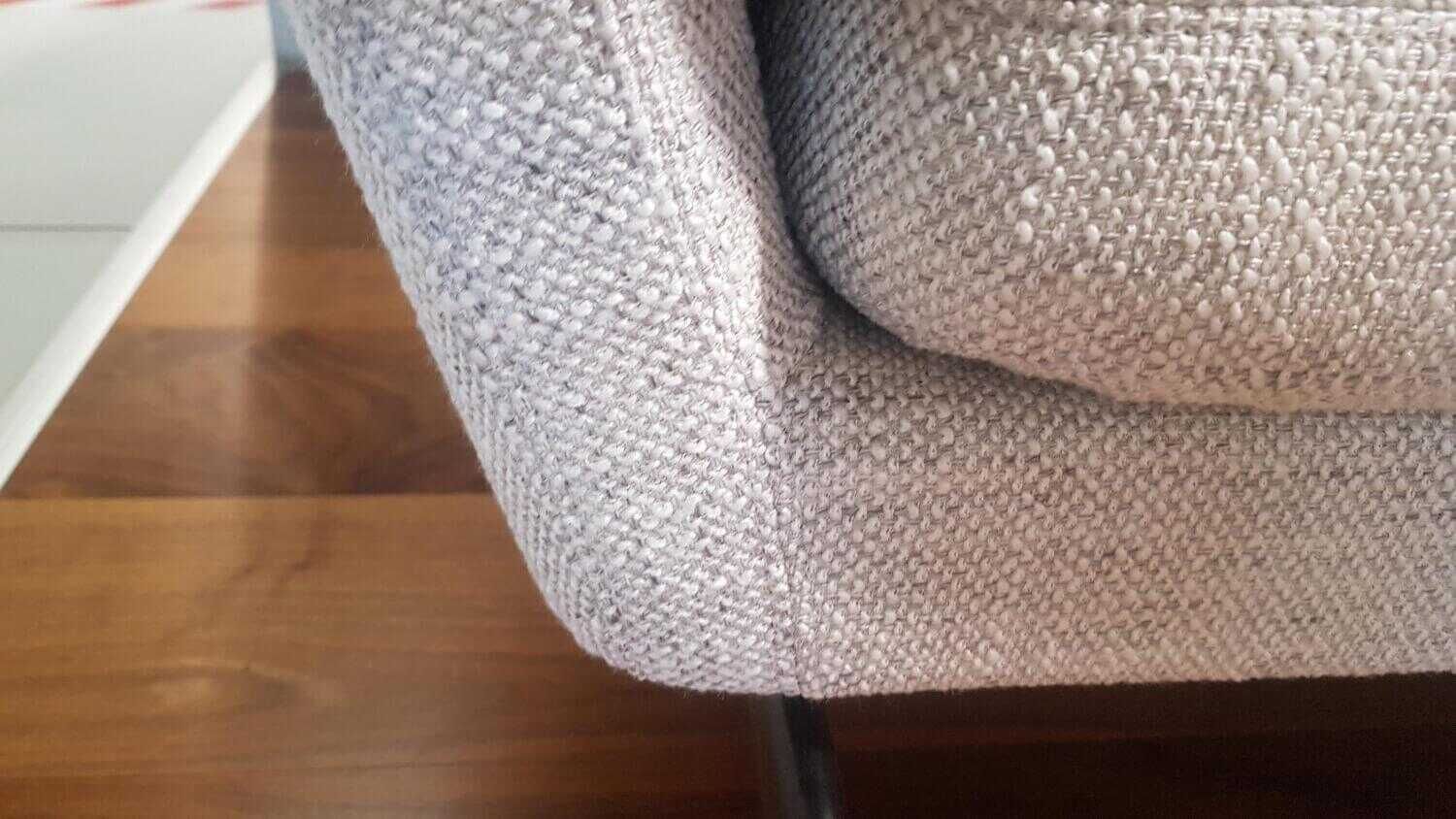 Sofa Dreisitzer Suita Stoff Corsaro Stone Melange Grau Füße Aluminium Schwarz