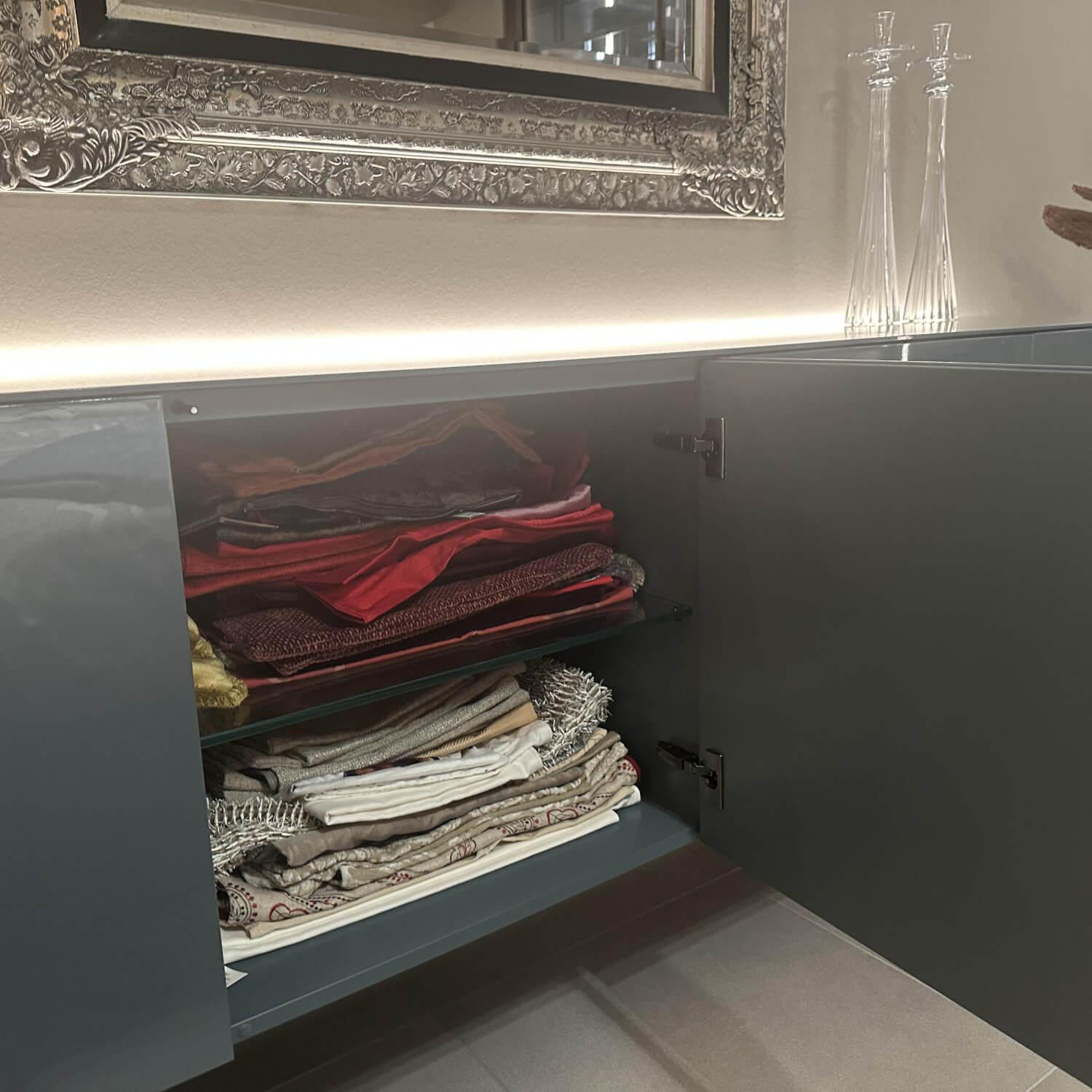 Kettnaker - Sideboard Soma Lack Stahlblau Blau Hochglanz Gestell Dunkel Bronze Braun Inklusive Beleuchtung - 2