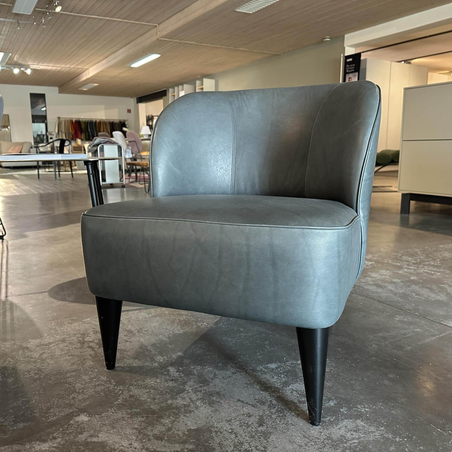 Contur - Sessel Cuneo Anzio Leder Toskana 3 80 Anthrazit Holzfuß Schwarz Konisch Schräg - 3