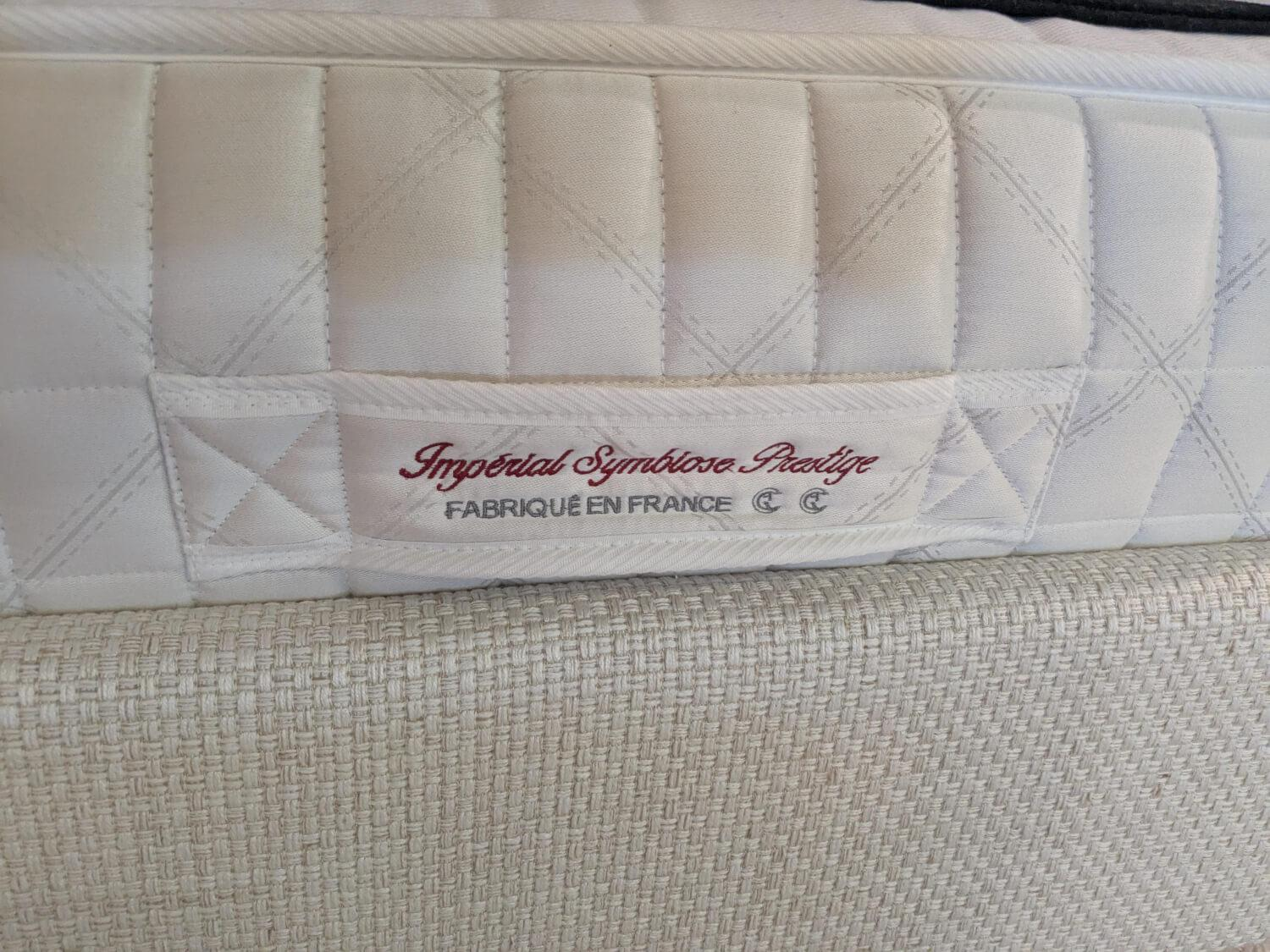 Treca Interiors - Boxspringbett Victoire Stoff Hanoi Panna Cotta Beige mit 2 Matratzen - 3