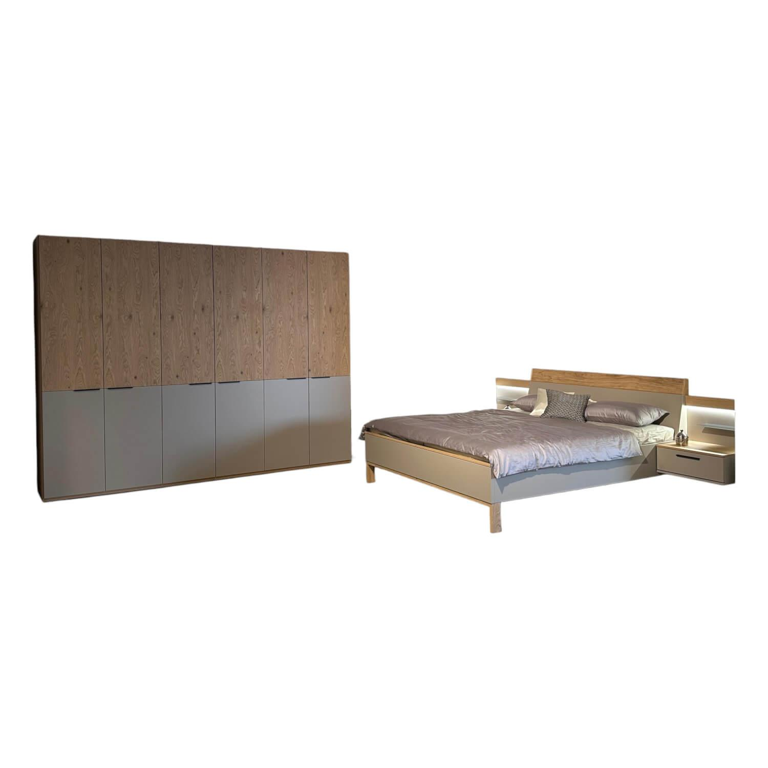 Disselkamp - Schlafzimmer Cuneo Balkeneiche Akzent Lack Taupe Grau Beige Griffe Smart Anthrazit Mit Beleuchtung - 1