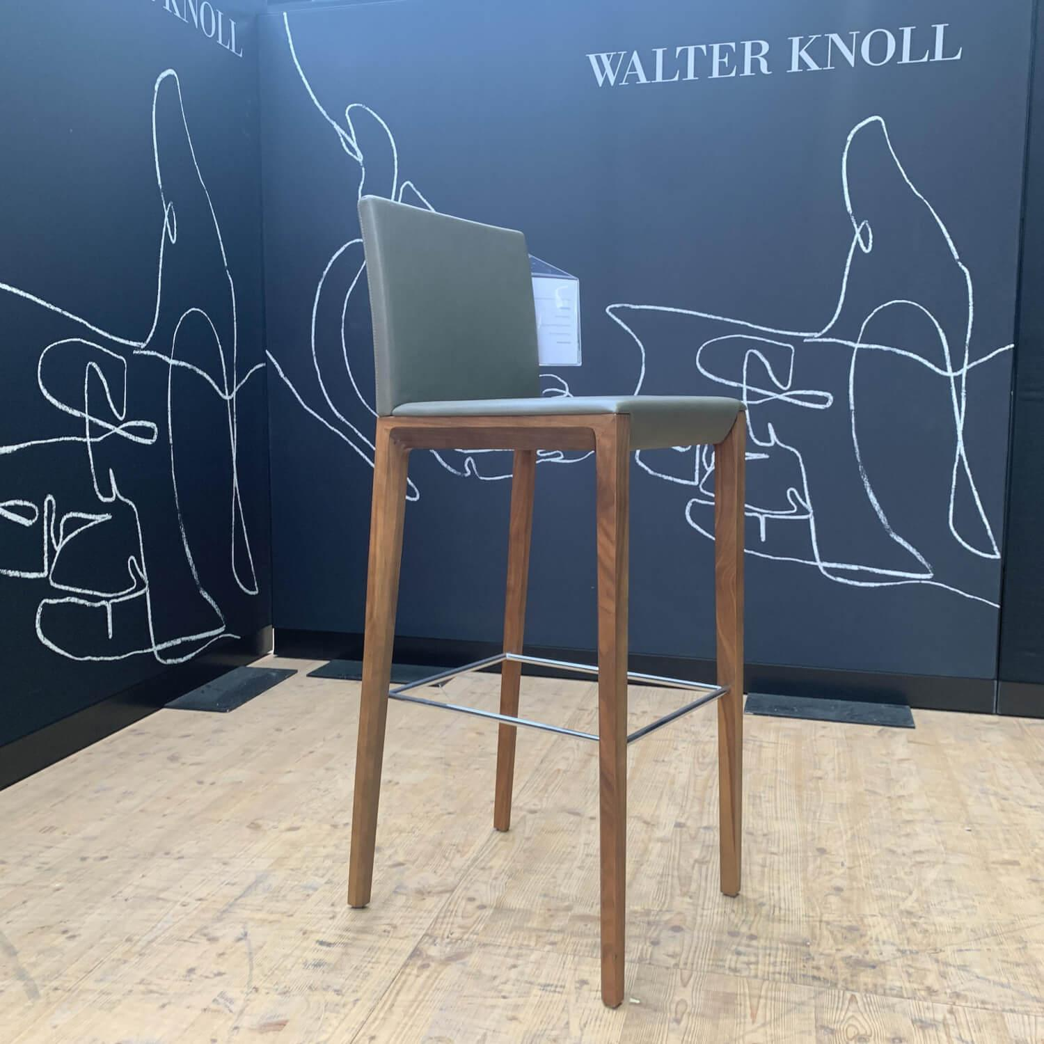 Walter Knoll - Barhocker Andoo 1100 Leder Safari 1374 Olive Gestell Nussbaum - 1