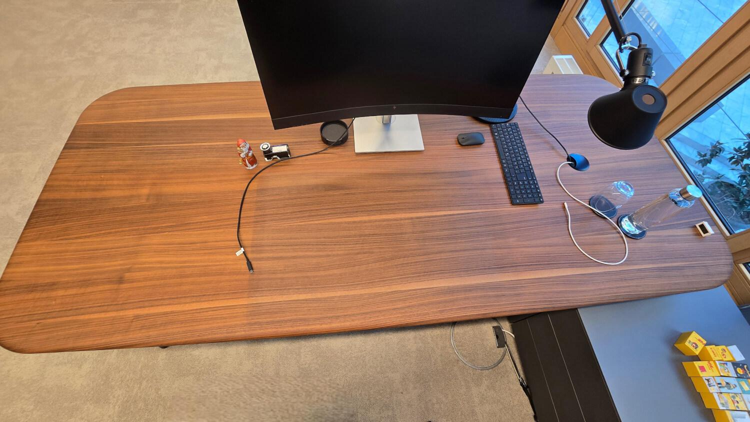 Walter Knoll - Schreibtisch Keypiece Communication Desk Platte Nussbaum Furnier Füße Aluminium Schwarz Matt Pulverbeschichtet Mit Container - 2