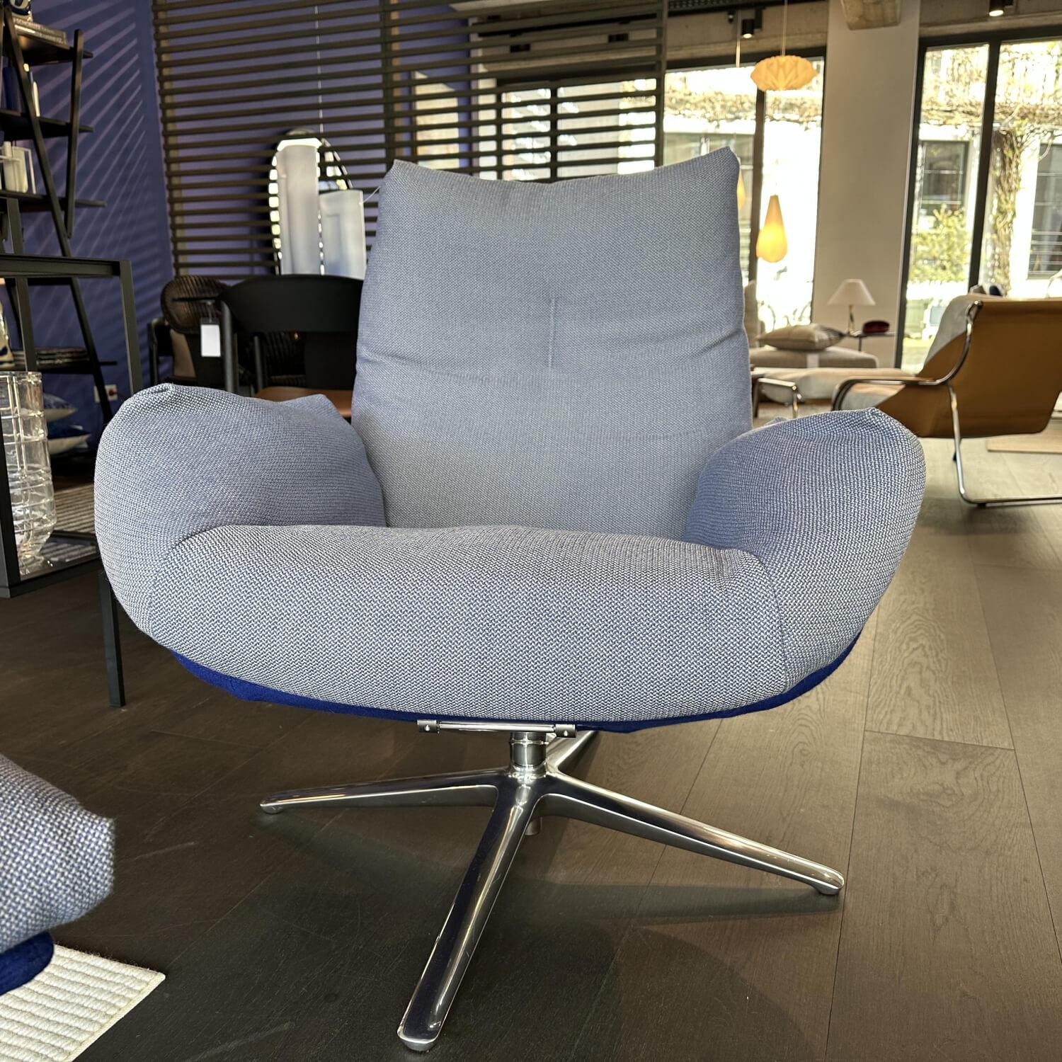 COR - Sessel Cordia Lounge Stoff 10081 Sea Blau Schale Stoff Divina 791 Blau 4-Fuß Gestell Aluminium Poliert Inkl. Hocker - 2