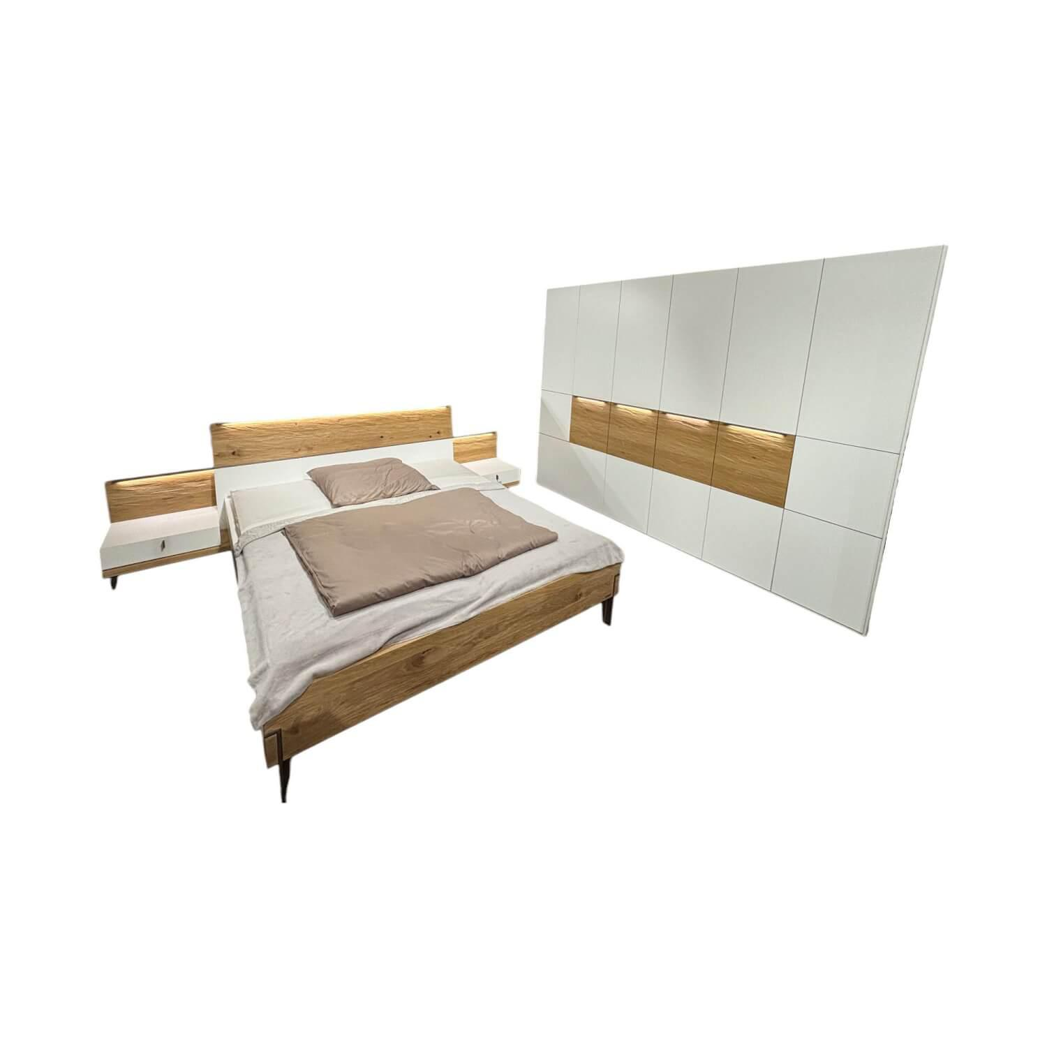 Thielemeyer - Schlafzimmer Milo Lack Weiß Wildeiche Massiv Gebürstet Mit LED Beleuchtung - 1