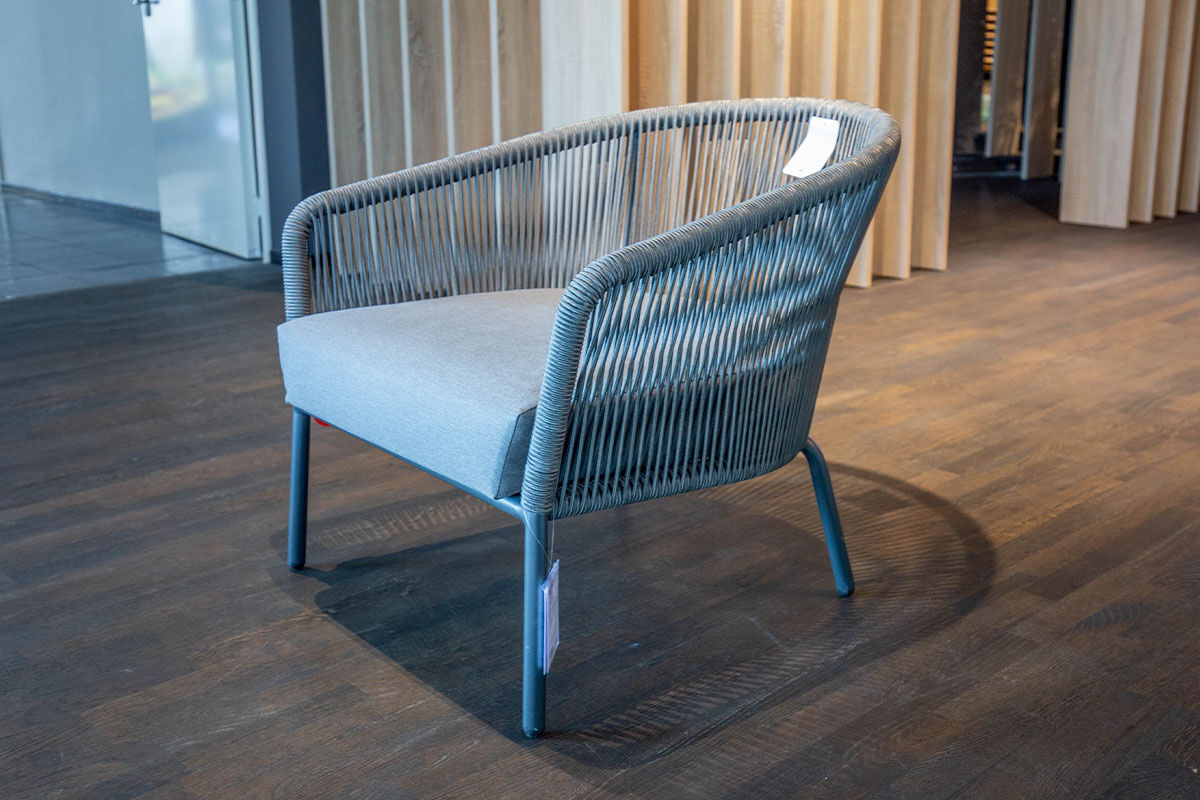 Solpuri - Loungesessel Loop Lounge Outdoor Stoff Bombay Hellgrau Gestell Aluminium Anthrazit Inklusive Hocker - 2