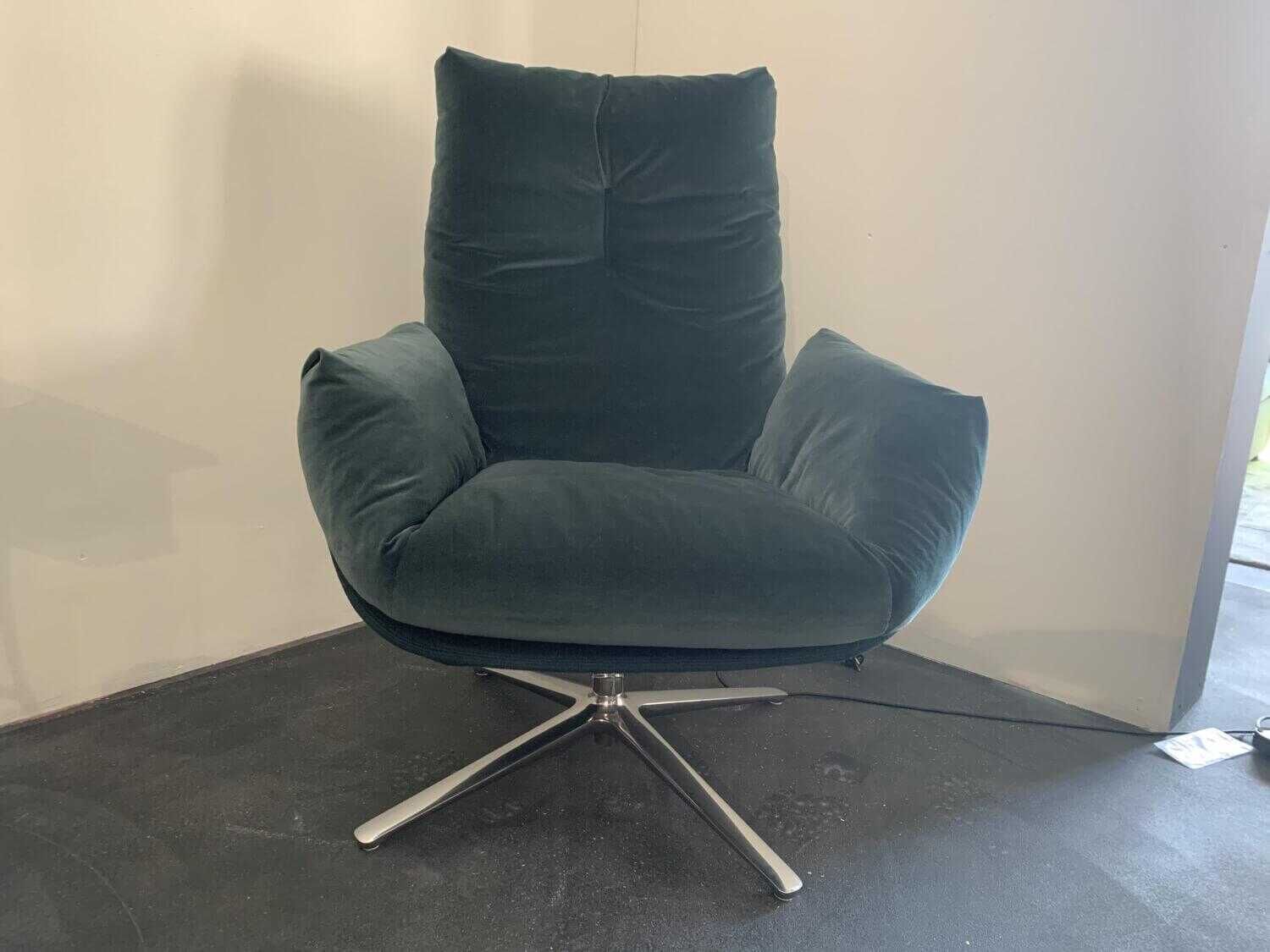 cor-cordia-sessel-cordia-lounge-stoff-110-evergreen-gestell-aluminium-mit-hocker-05108e279a2cDdCvzbrQG4IcT COR - Sessel Cordia Lounge Stoff 110 Evergreen Gestell Aluminium mit Hocker - 4