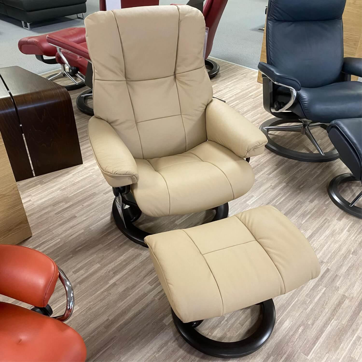 Stressless - Stressless Sessel mit Hocker Mayfair M Batick Latte Classic Wenge - 6