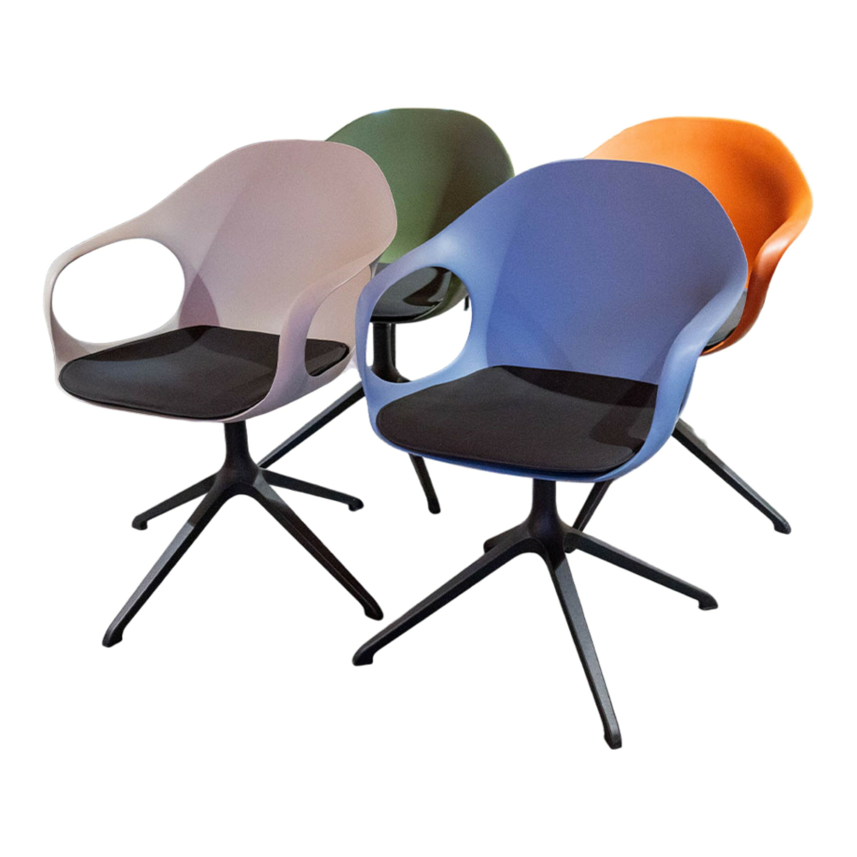 Kristalia - 4er-Set Stuhlgruppe Elephant Beige Wolkenblau Olivgrün Terracotta mit Sitzkissen - 1