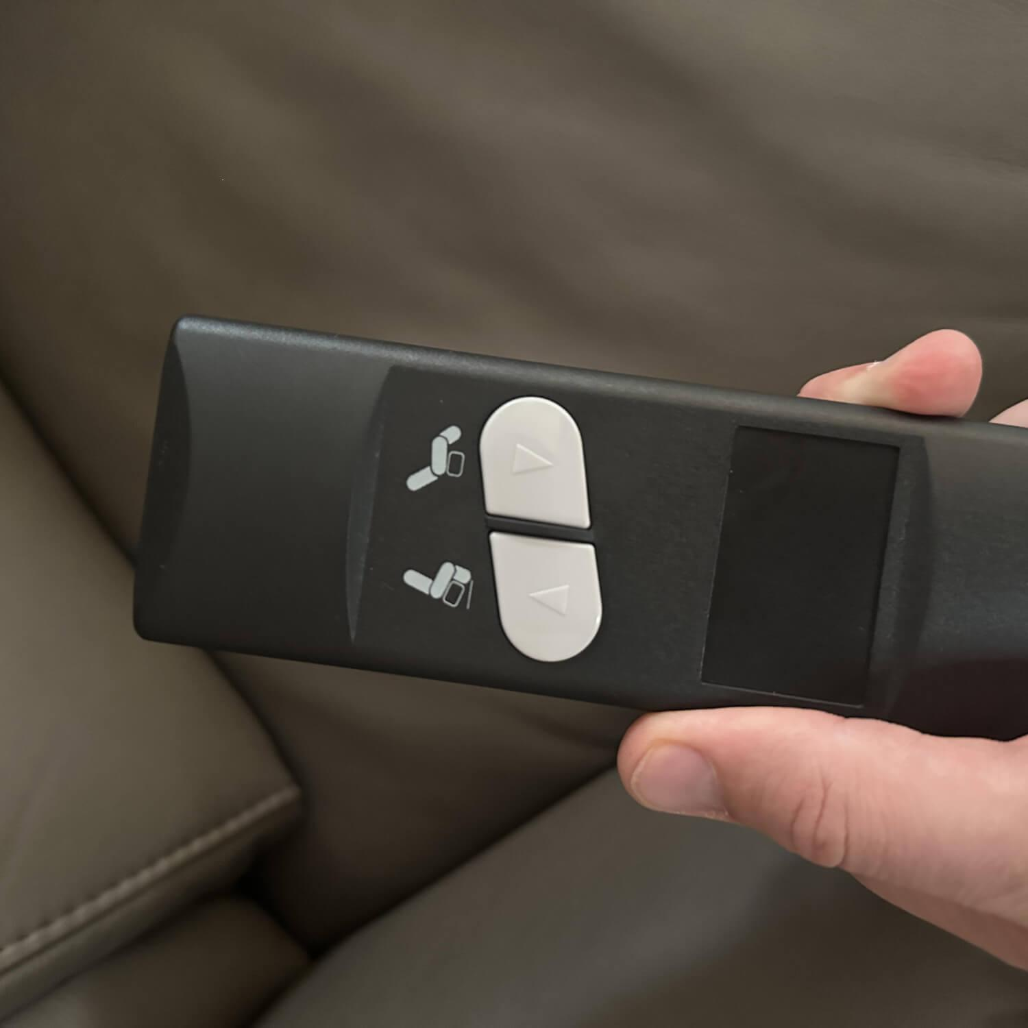 himolla - Ruhesessel 9773 Cumulus Quartett Leder Cubano A Braun Füße Rollen Schwarz Mit Aufstehhilfe - 4